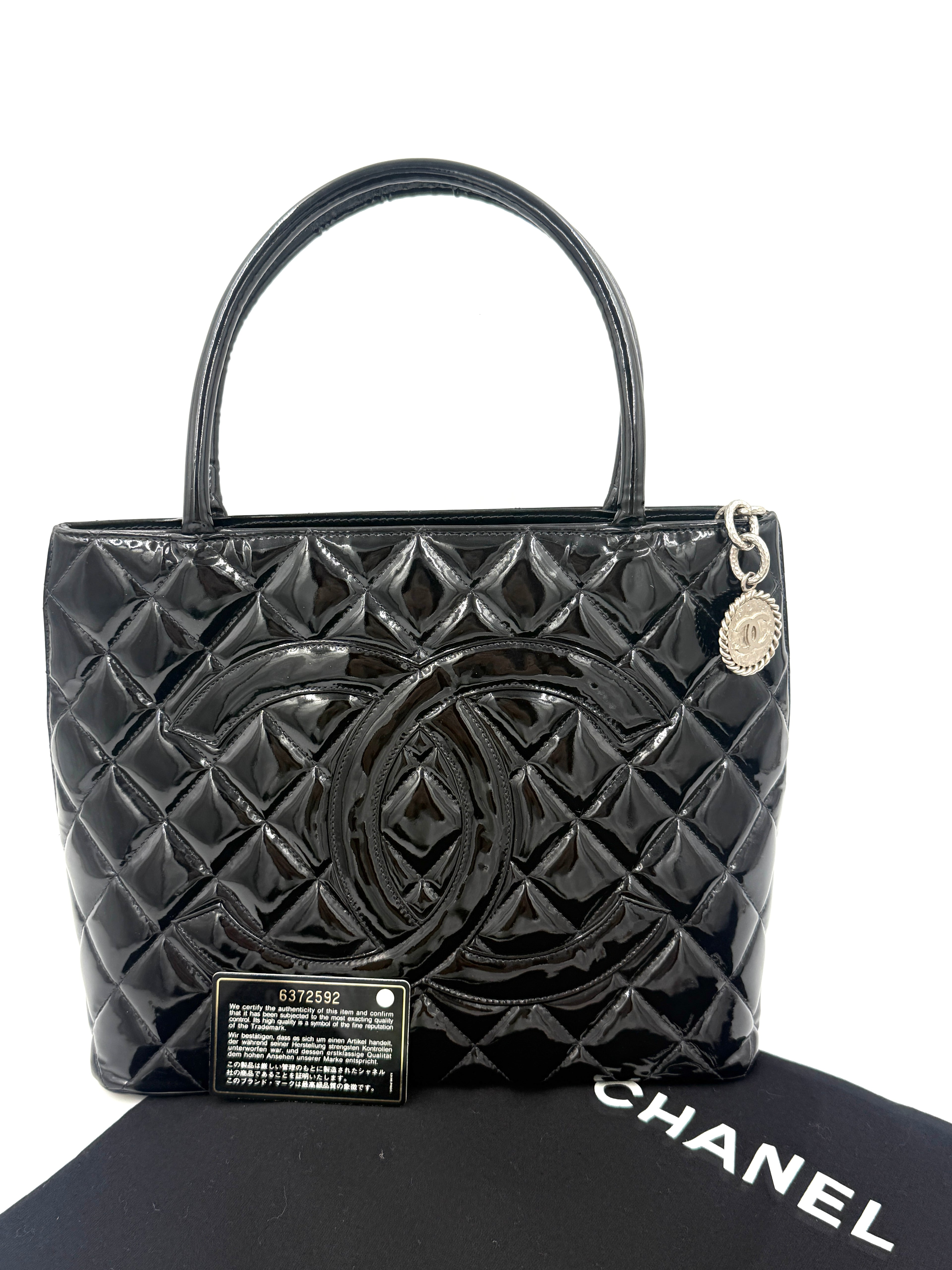 Pre-Owned Chanel Black Quilted Patent Leather Medallion Tote Bag with Silver Hardware - Authenticated