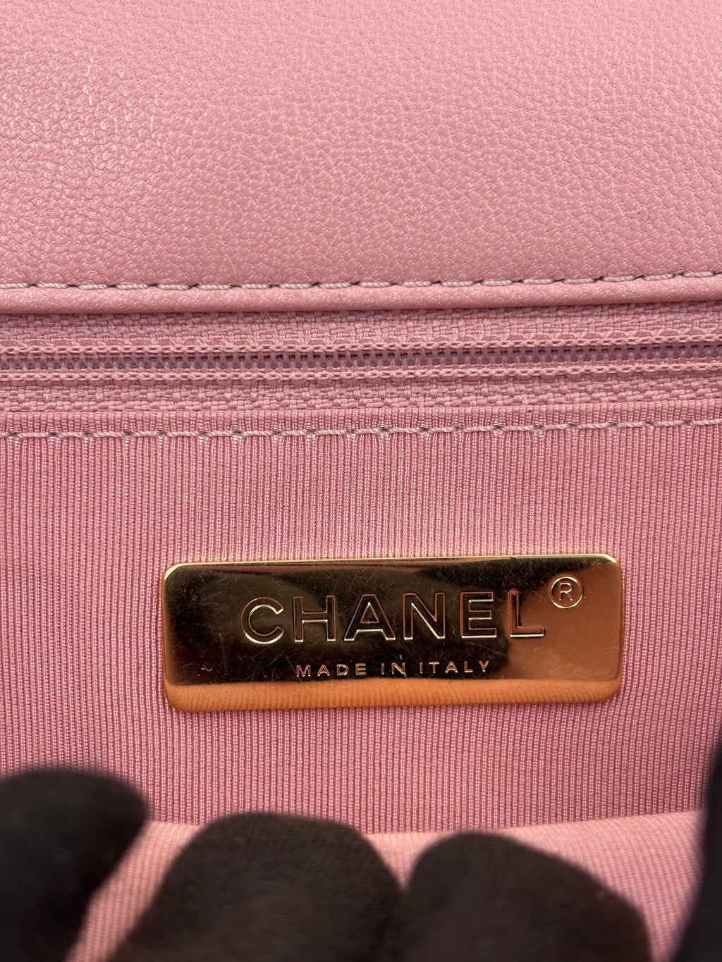 Pre-owned Small Chanel 19 Flap Bag in Shiny Pink Quilted Leather with Mixed Metal Chain - Authenticated