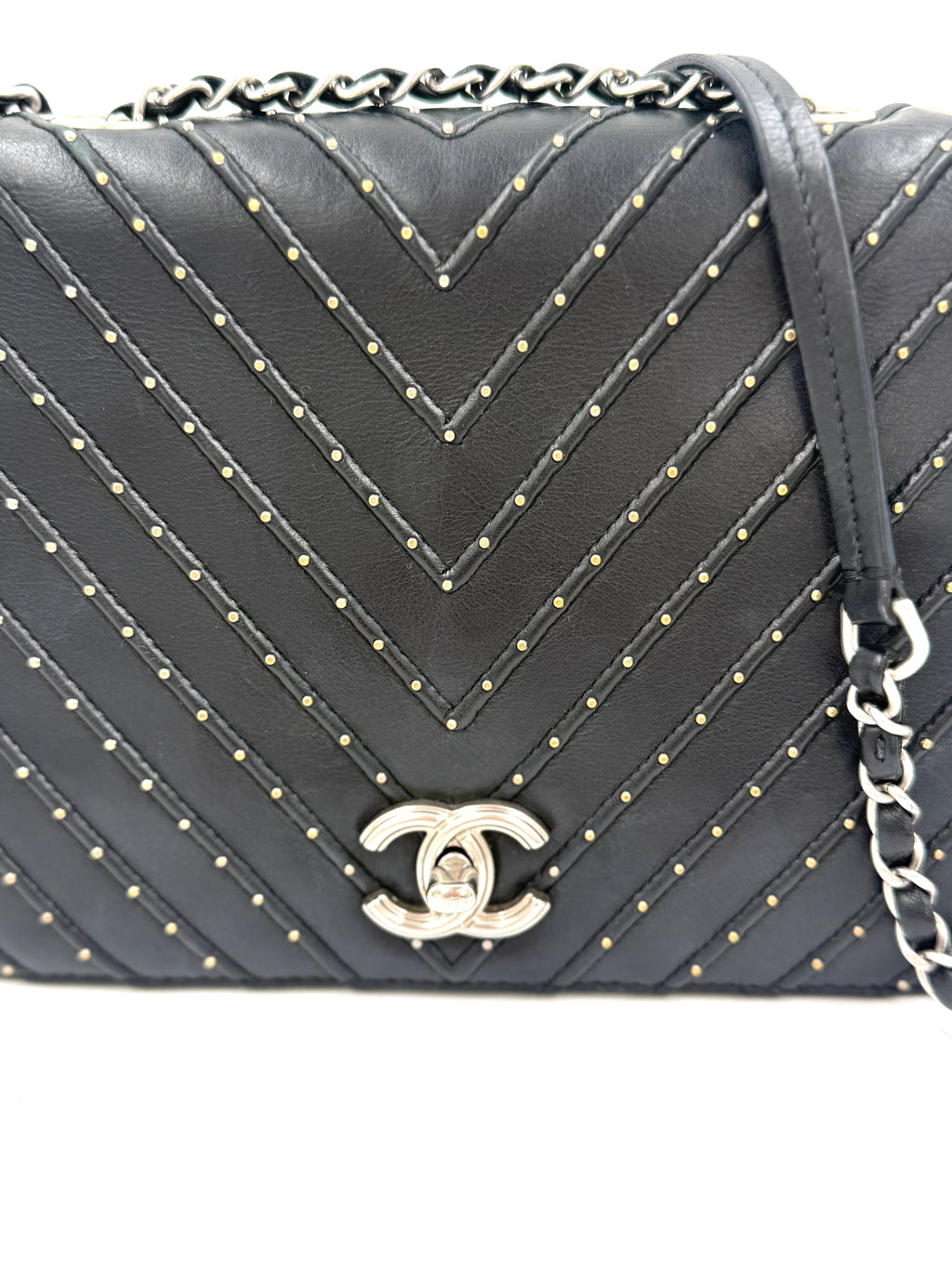 Pre-Owned Chanel Studded Chevron CC Flap Bag - Authenticated