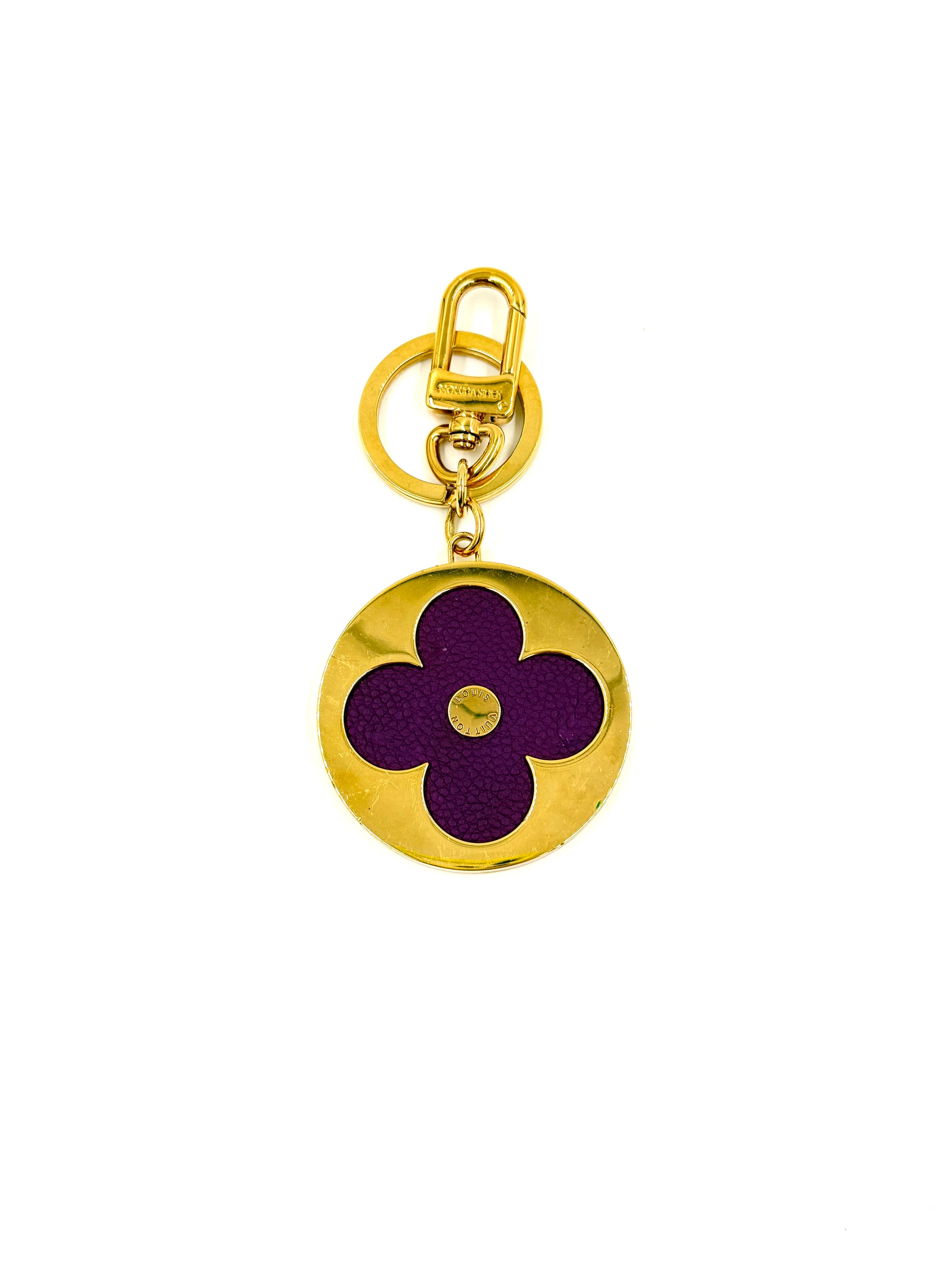 Pre-owned Louis Vuitton Round Flower Medallion Bag Charm and Key Holder