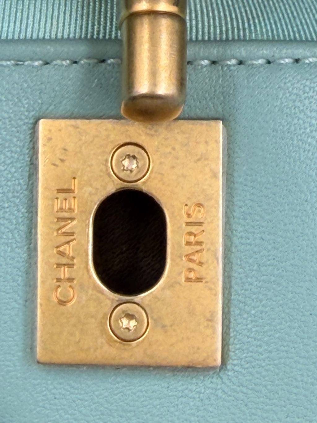 Pre-owned Chanel Quilted Lambskin Bucket Backpack Turquoise GHW Series 29 - Authenticated