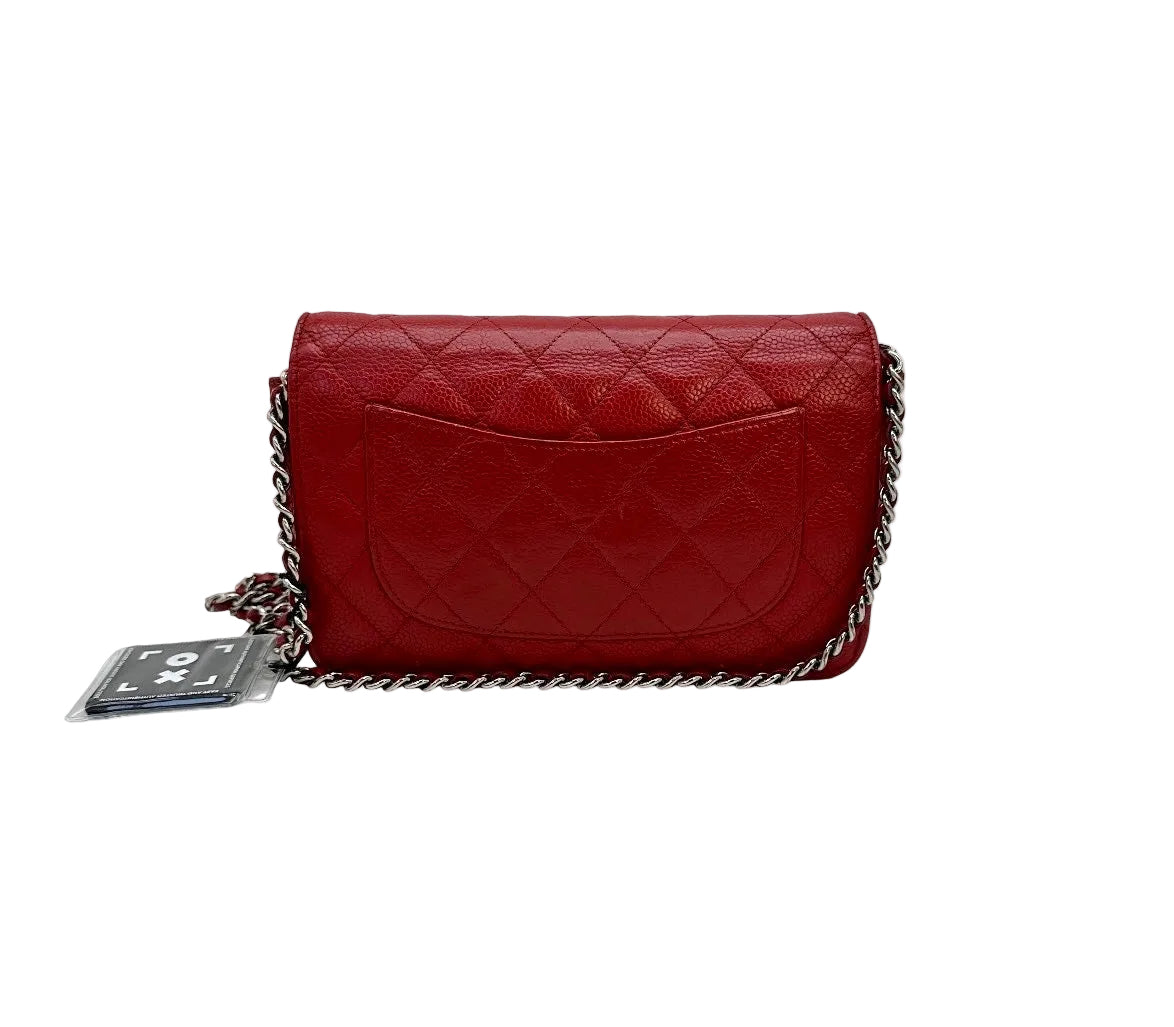 Pre-Owned Chanel Classic Wallet On Chain (WOC) Red Quilted Caviar Leather - Authenticated