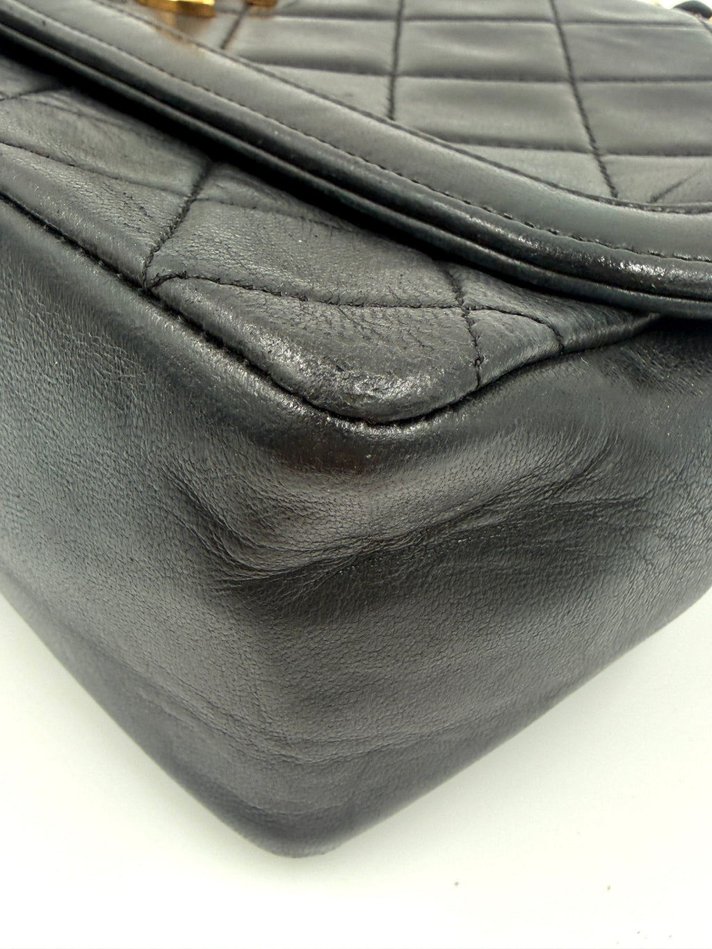 Pre-Owned Chanel  Rare Lambskin CC Chain Flap Bag Crossbody with Wallet - Authenticated