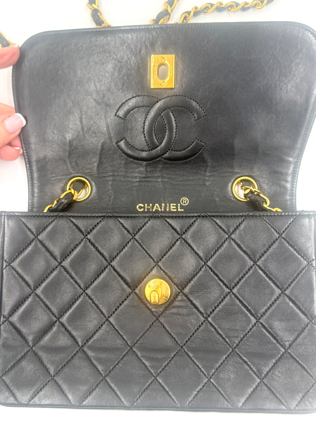 Pre-Owned Chanel  Rare Lambskin CC Chain Flap Bag Crossbody with Wallet - Authenticated