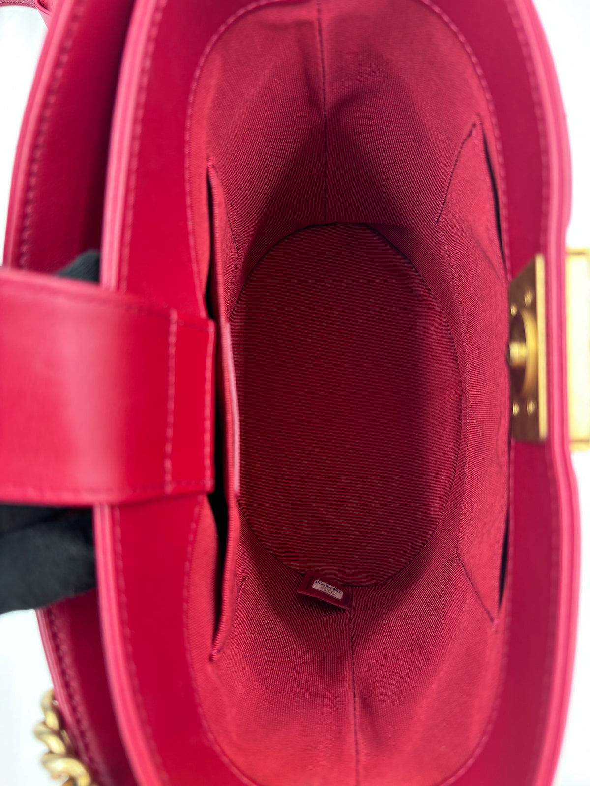 Pre-owned Chanel Le Boy Bucket Bag Red Quilted Leather - Authenticated