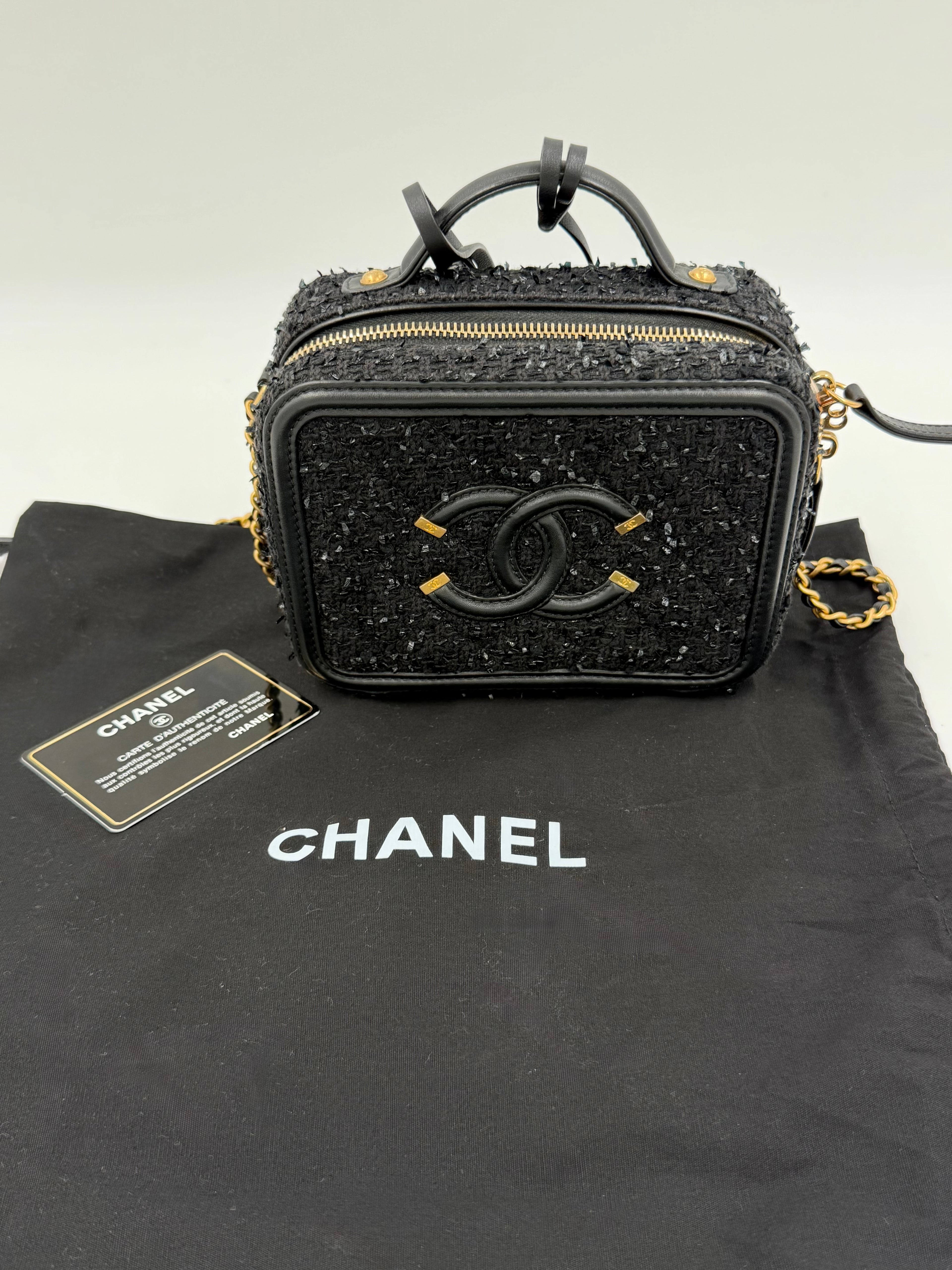 Pre-owned Chanel Black Small Filligree Tweed Vanity with Beading - Authenticated