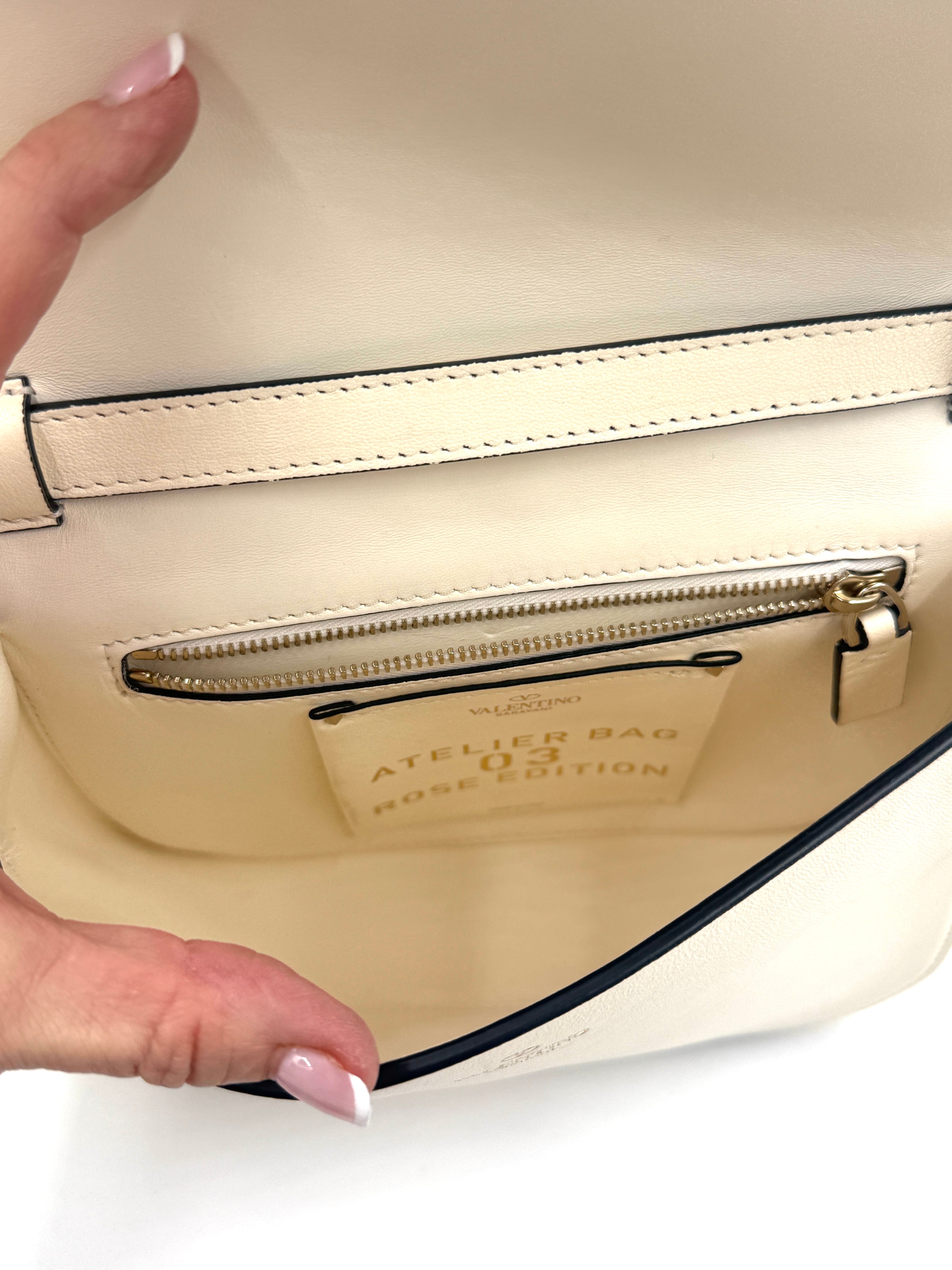 Pre-Owned Valentino Ivory Leather 03 Rose Edition Atelier Crossbody/Shoulder Bag - Authenticated