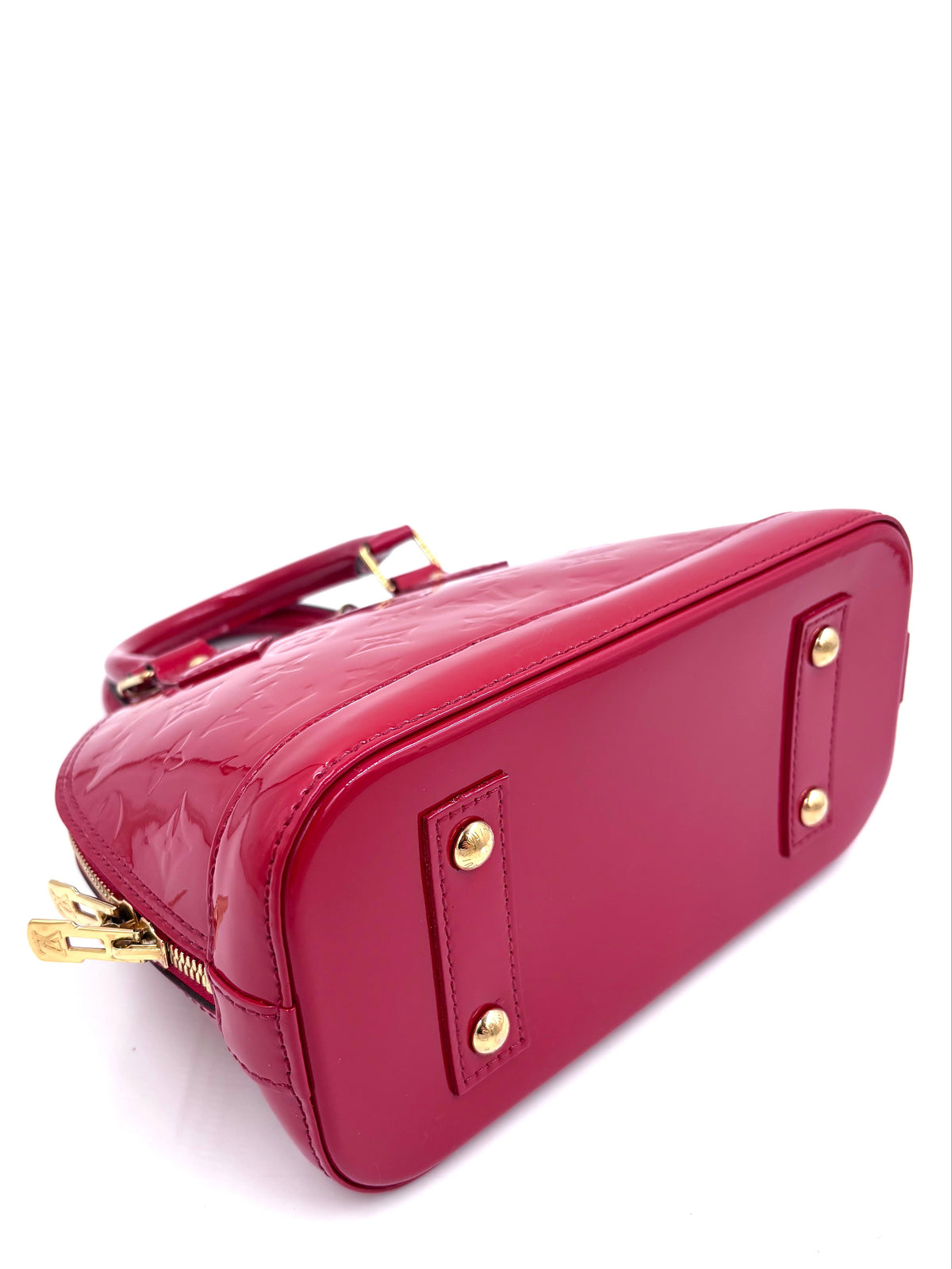 Pre-owned Louis Vuitton Monogram Vernis Alma BB Bag in Glossy Red - Authenticated