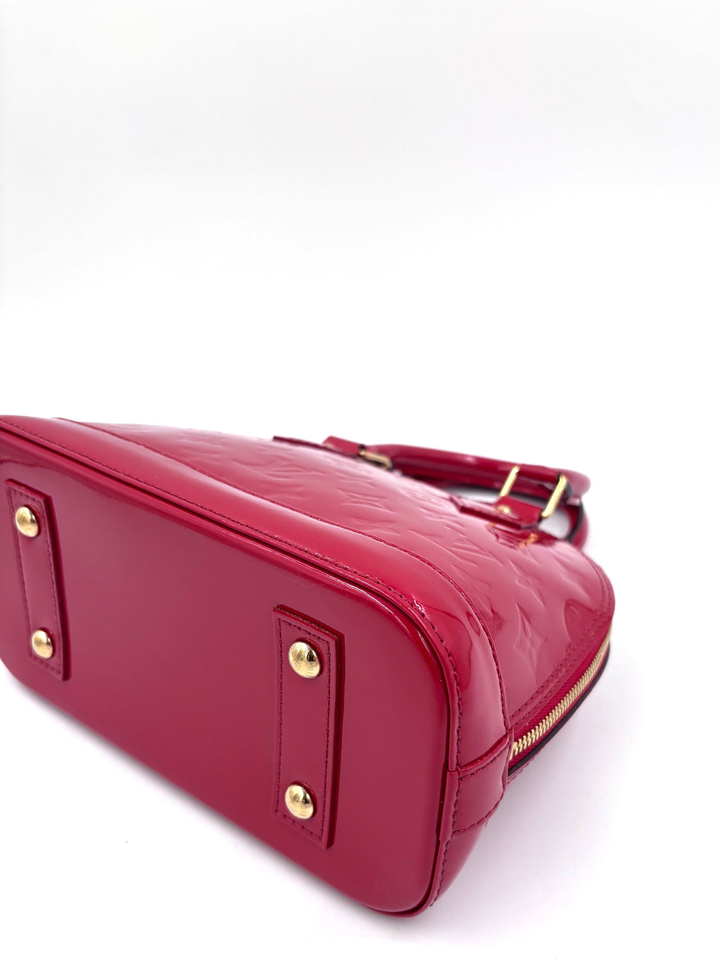 Pre-owned Louis Vuitton Monogram Vernis Alma BB Bag in Glossy Red - Authenticated