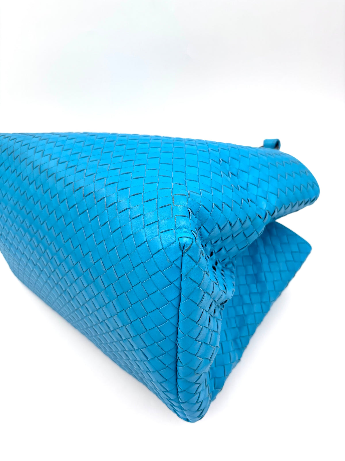 Pre-owned Bottega Veneta Blue Intrecciato Nappa Leather Top-Handle Bag - Authenticated