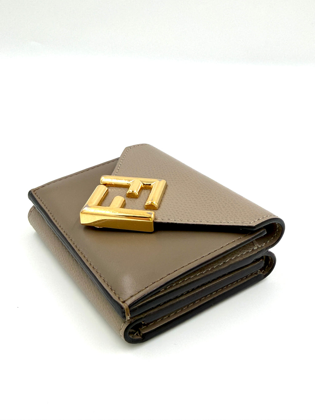 Pre-owned Brown Fendi FF Diamonds Tri-Fold Wallet Gold Hardware - Authenticated