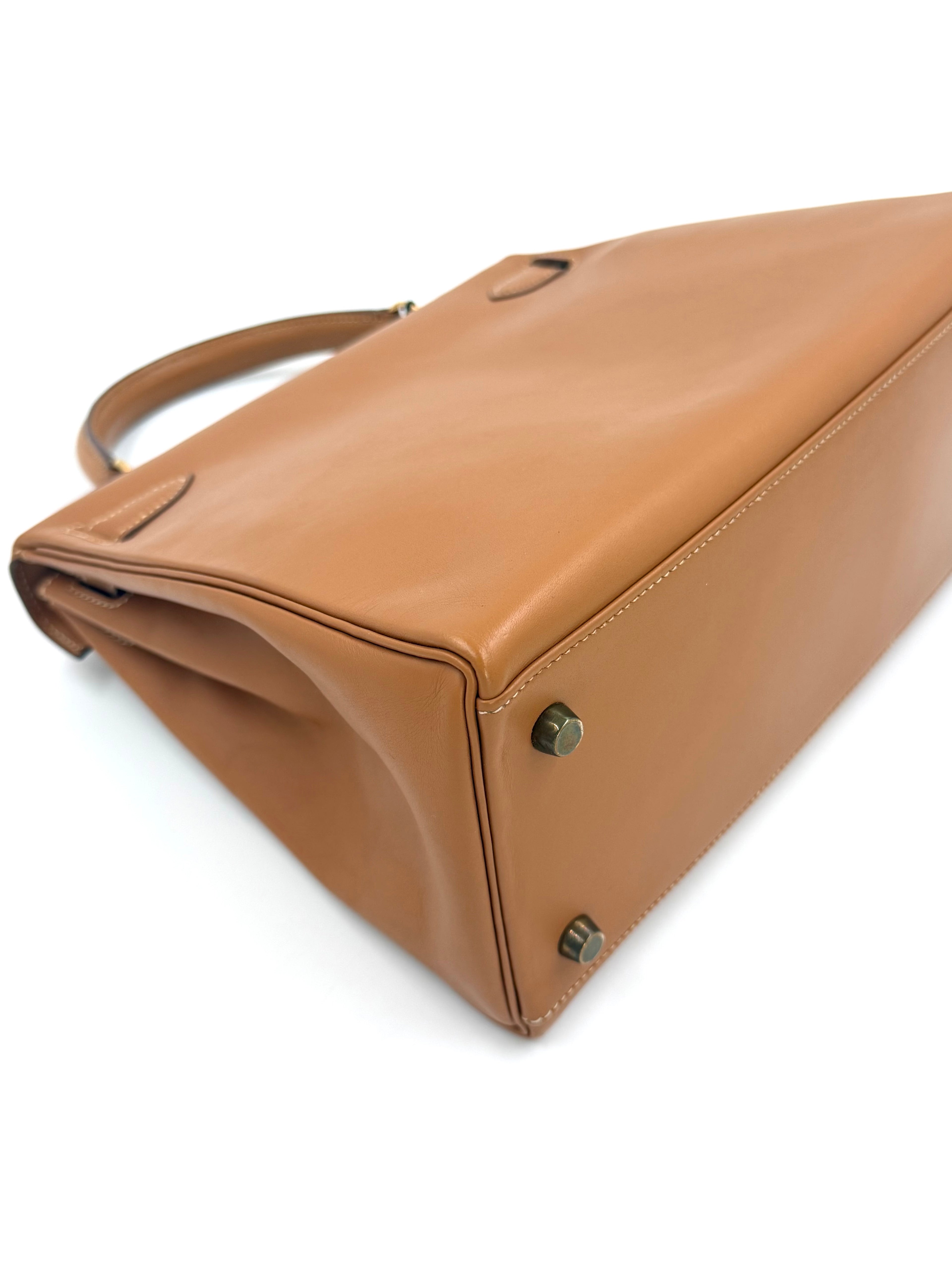 Pre-owned Hermès Vintage 1992 Kelly 28 Gold Gulliver Leather GHW - Authenticated