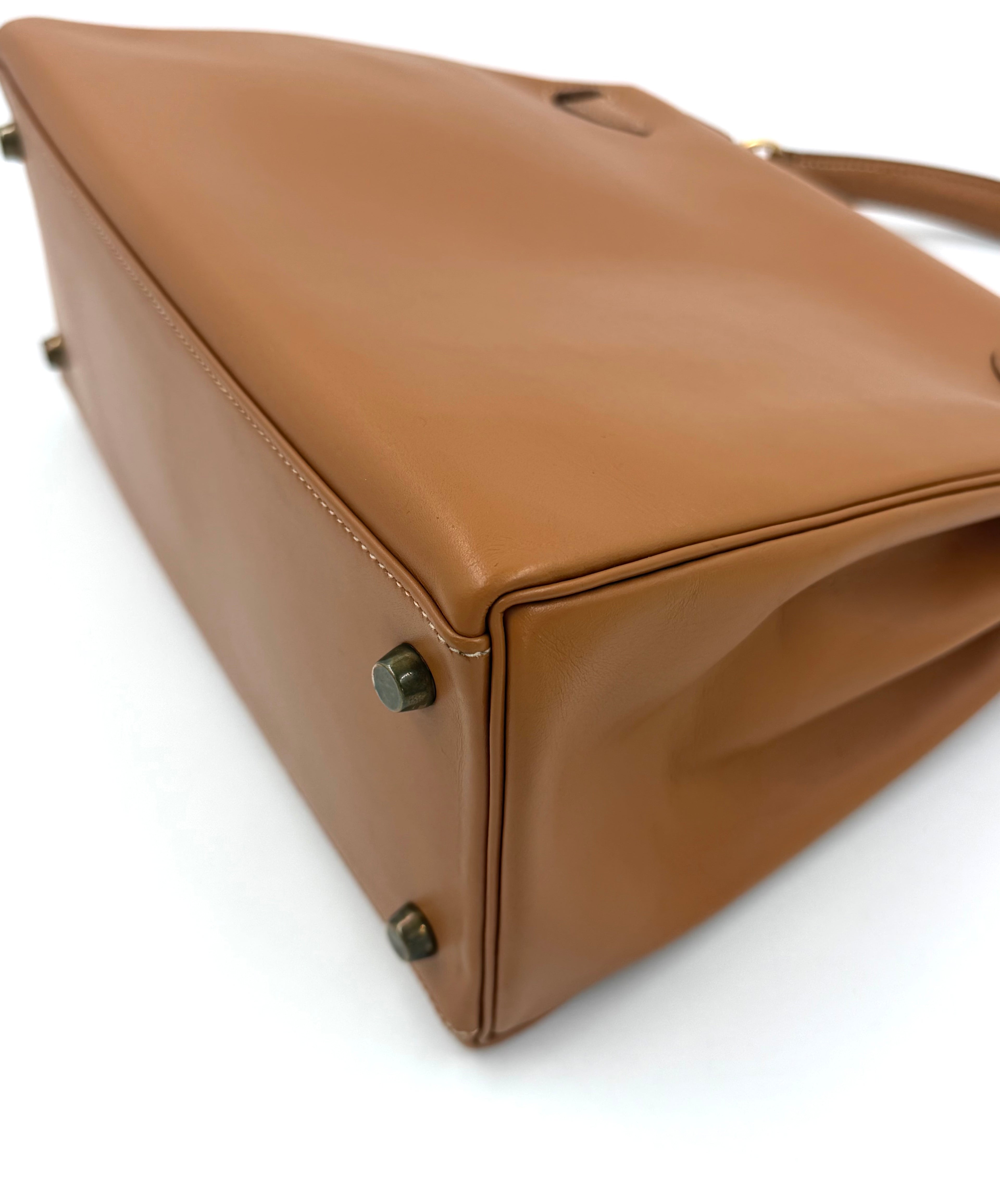 Pre-owned Hermès Vintage 1992 Kelly 28 Gold Gulliver Leather GHW - Authenticated