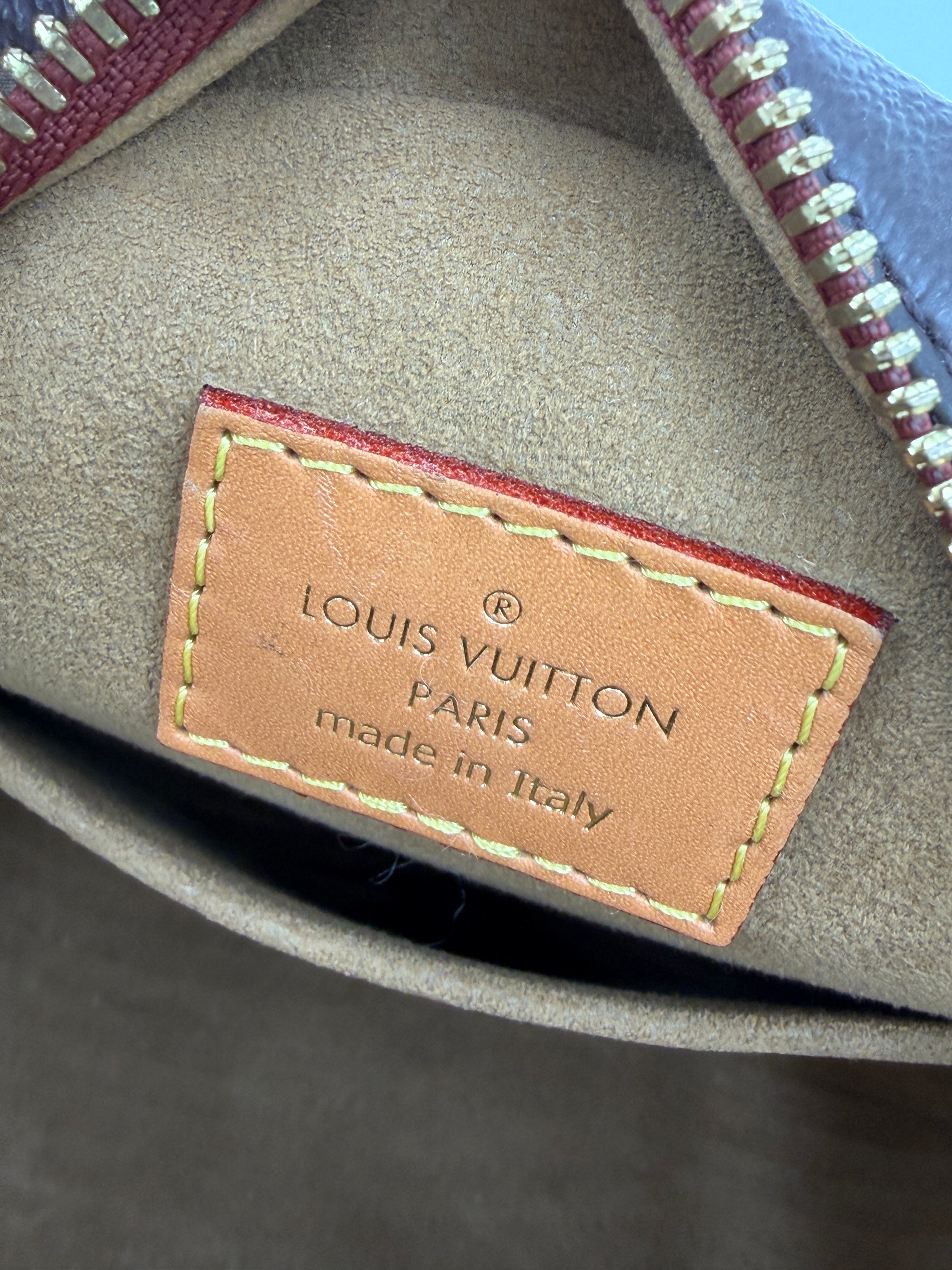 Louis Vuitton Monogram Canvas Boite Chapeau Souple PM