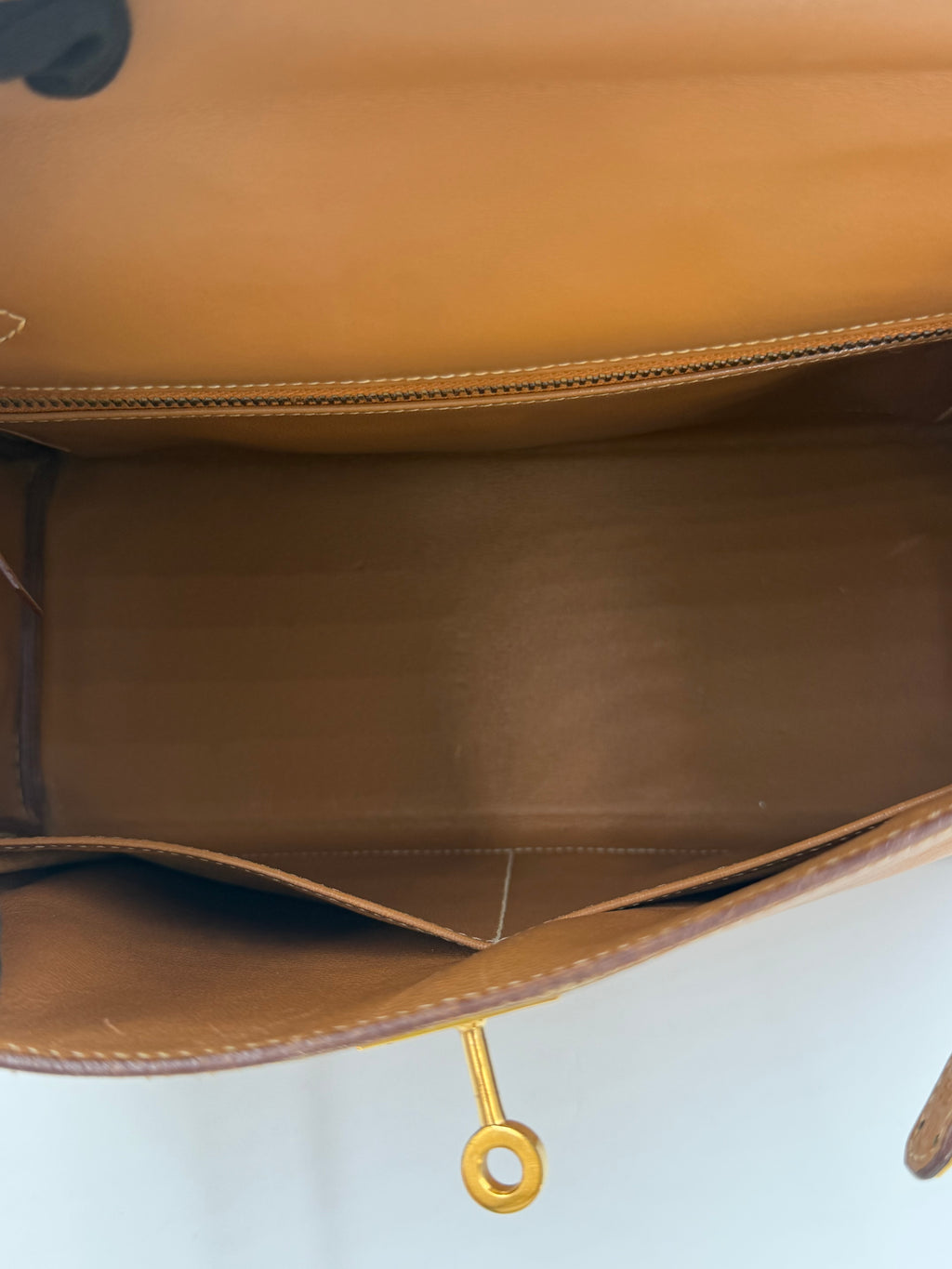 Pre-owned Hermès Vintage 1992 Kelly 28 Gold Gulliver Leather GHW - Authenticated