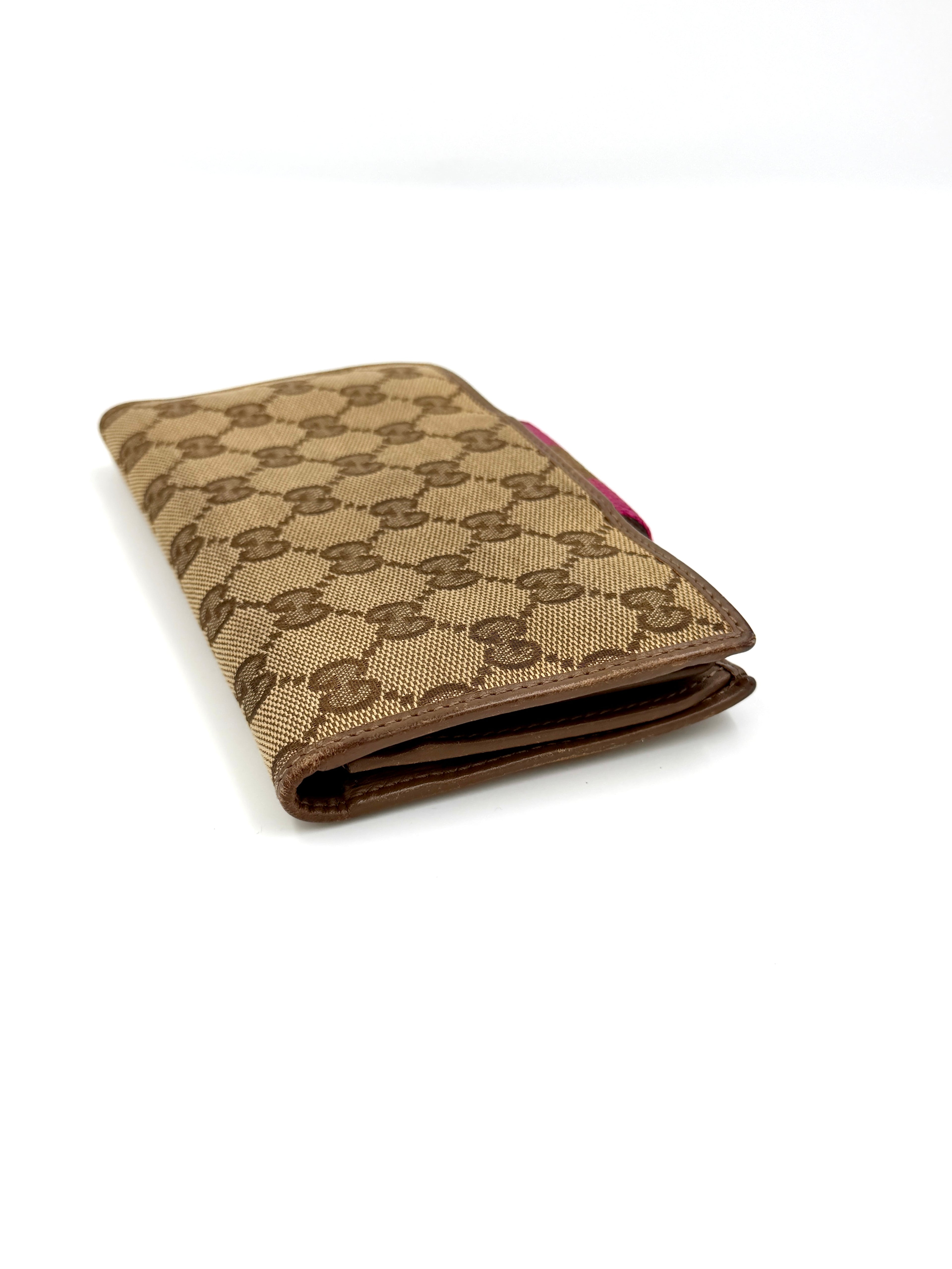Pre-Owned Gucci Vintage GG Canvas Continental Wallet Magenta - Authenticated