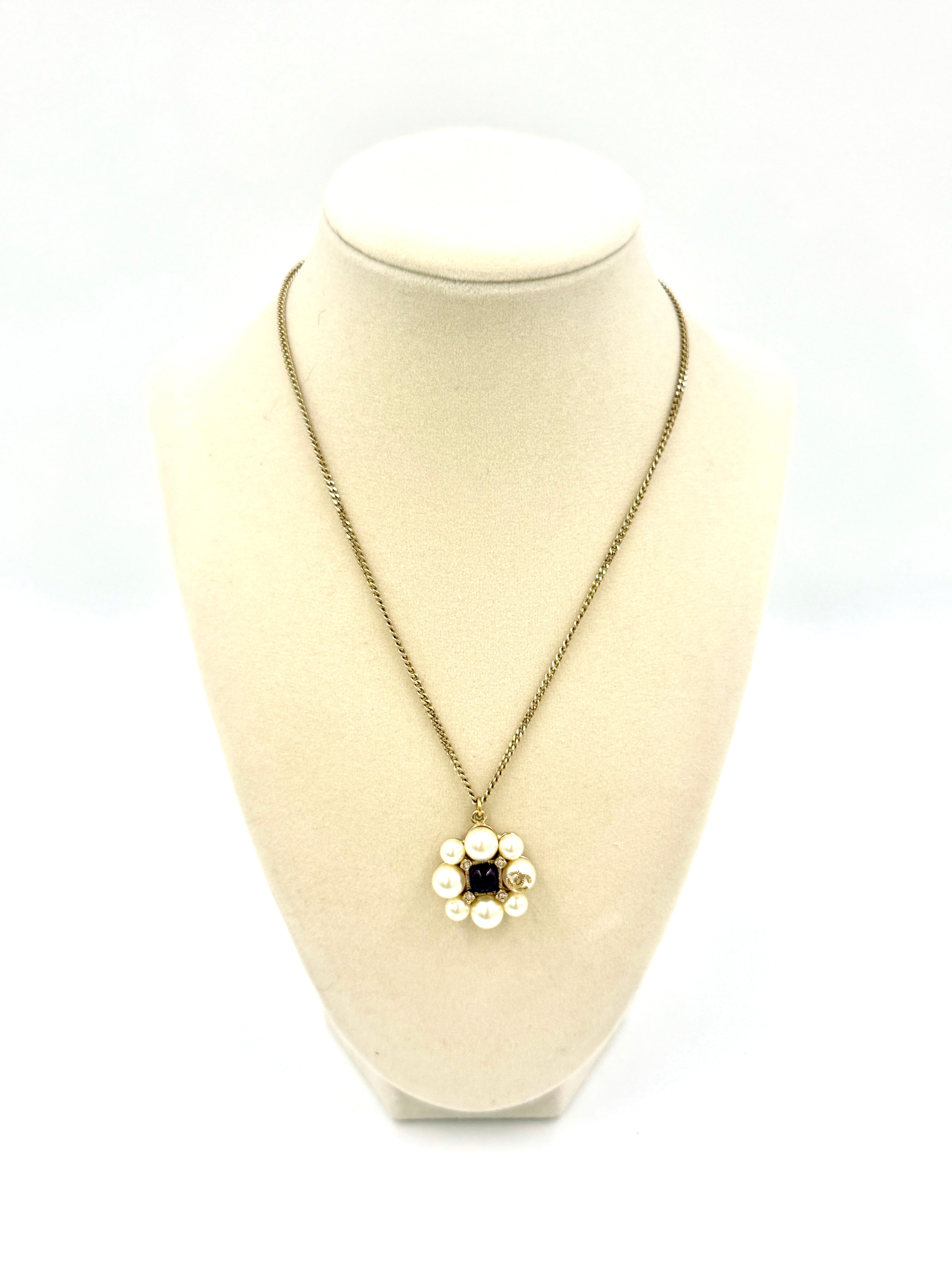 Pre-Owned Chanel Coco Mark Faux Pearl Necklace Purple Stone 2008 - Authenticated