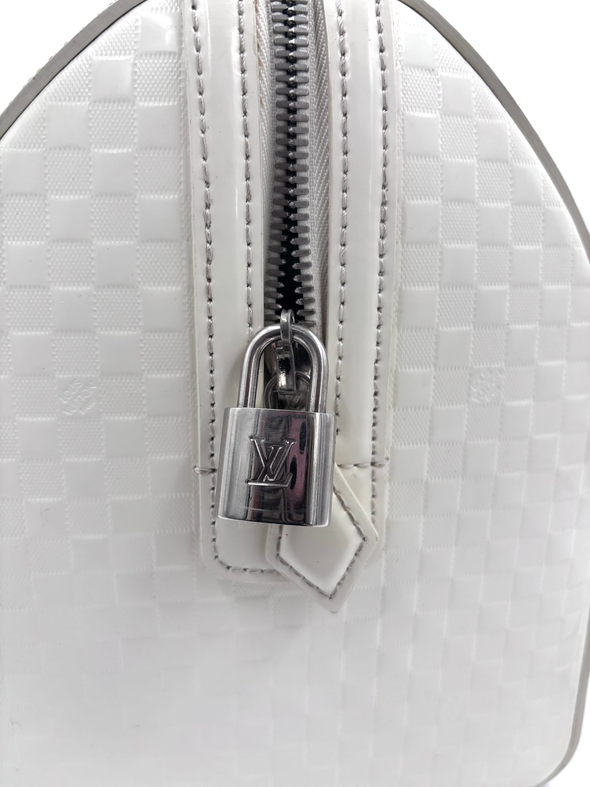 Pre-owned Louis Vuitton Damier Facette Speedy Cube Creme/Ecru Patent Leather Handbag - Authenticated