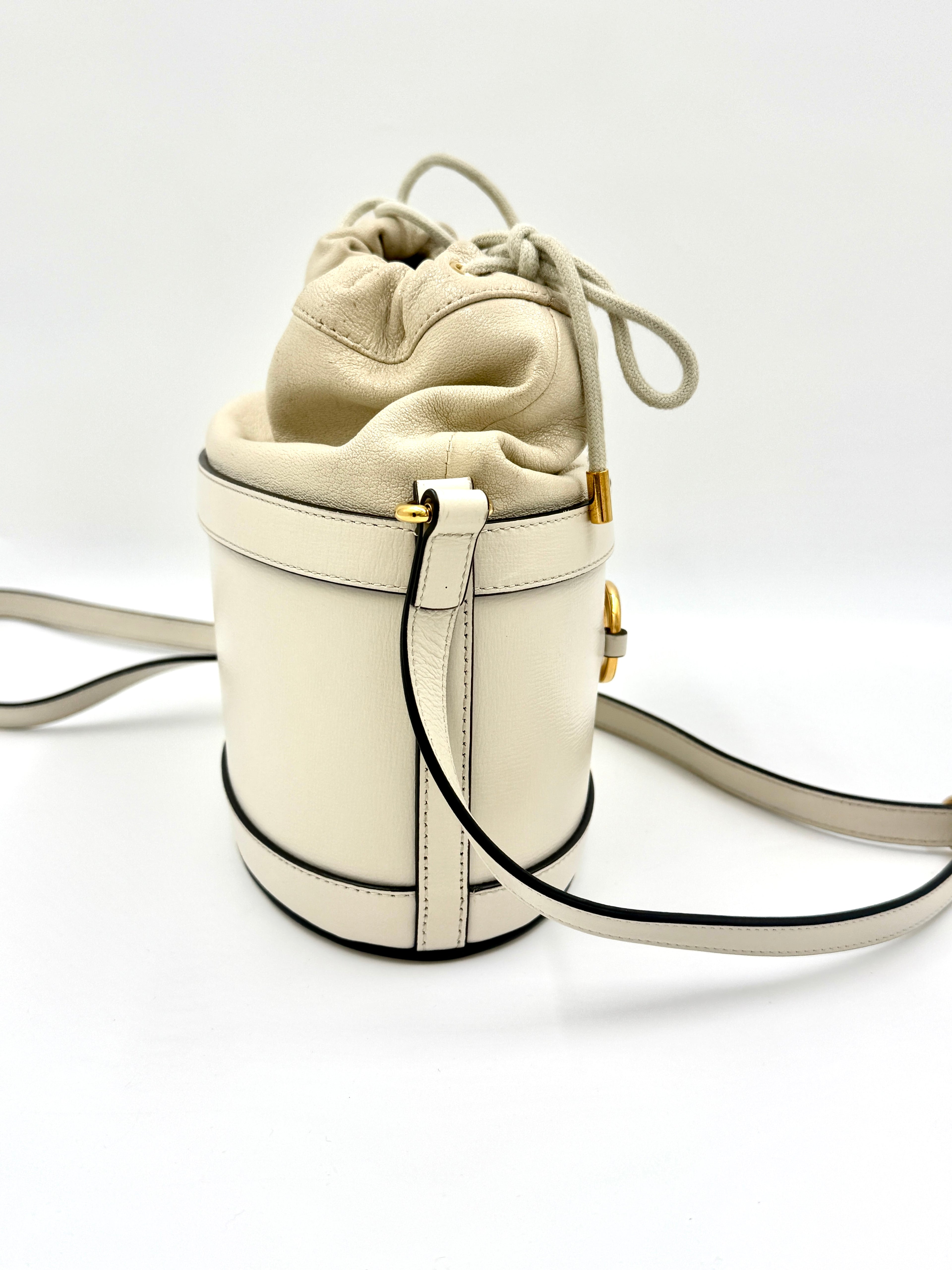 Pre-Owned Gucci Leather Horsebit 1955 Bucket Bag with Crossbody Strap - Authenticated