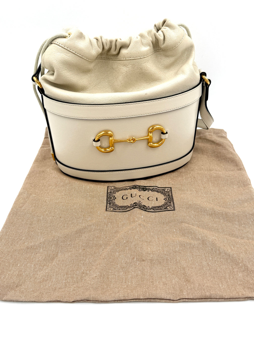 Pre-Owned Gucci Leather Horsebit 1955 Bucket Bag with Crossbody Strap - Authenticated