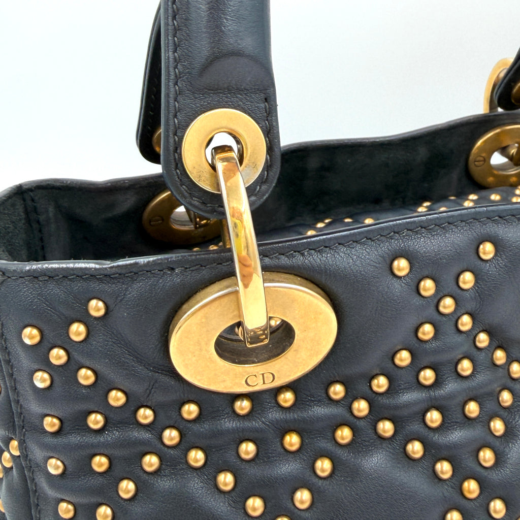Pre-Owned Louis Vuitton Black Leather Vanity PM Like New - Authenticated