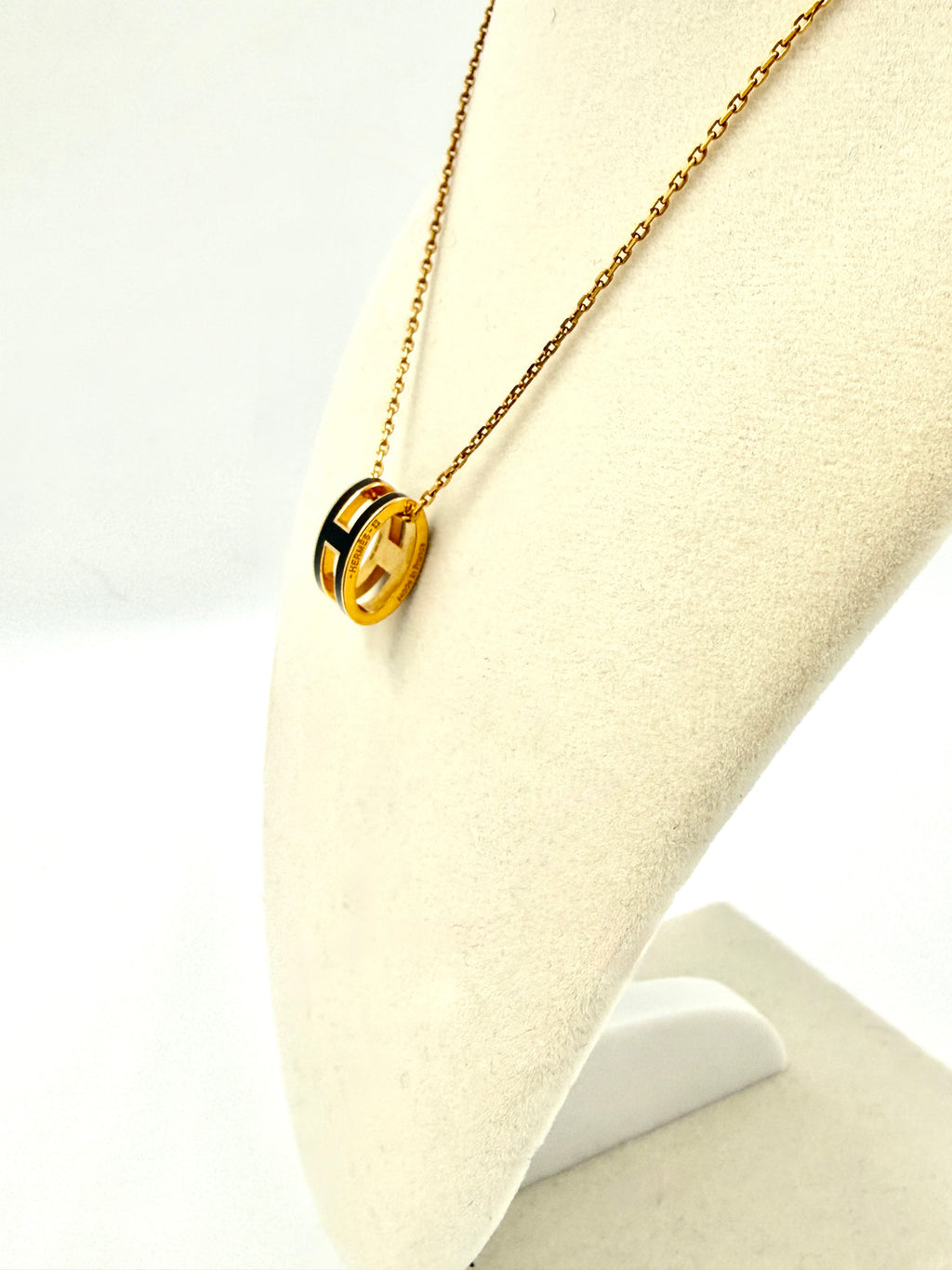 Pre-Owned Hermès Pop H Pendant Necklace Regular Size Black - Authenticated