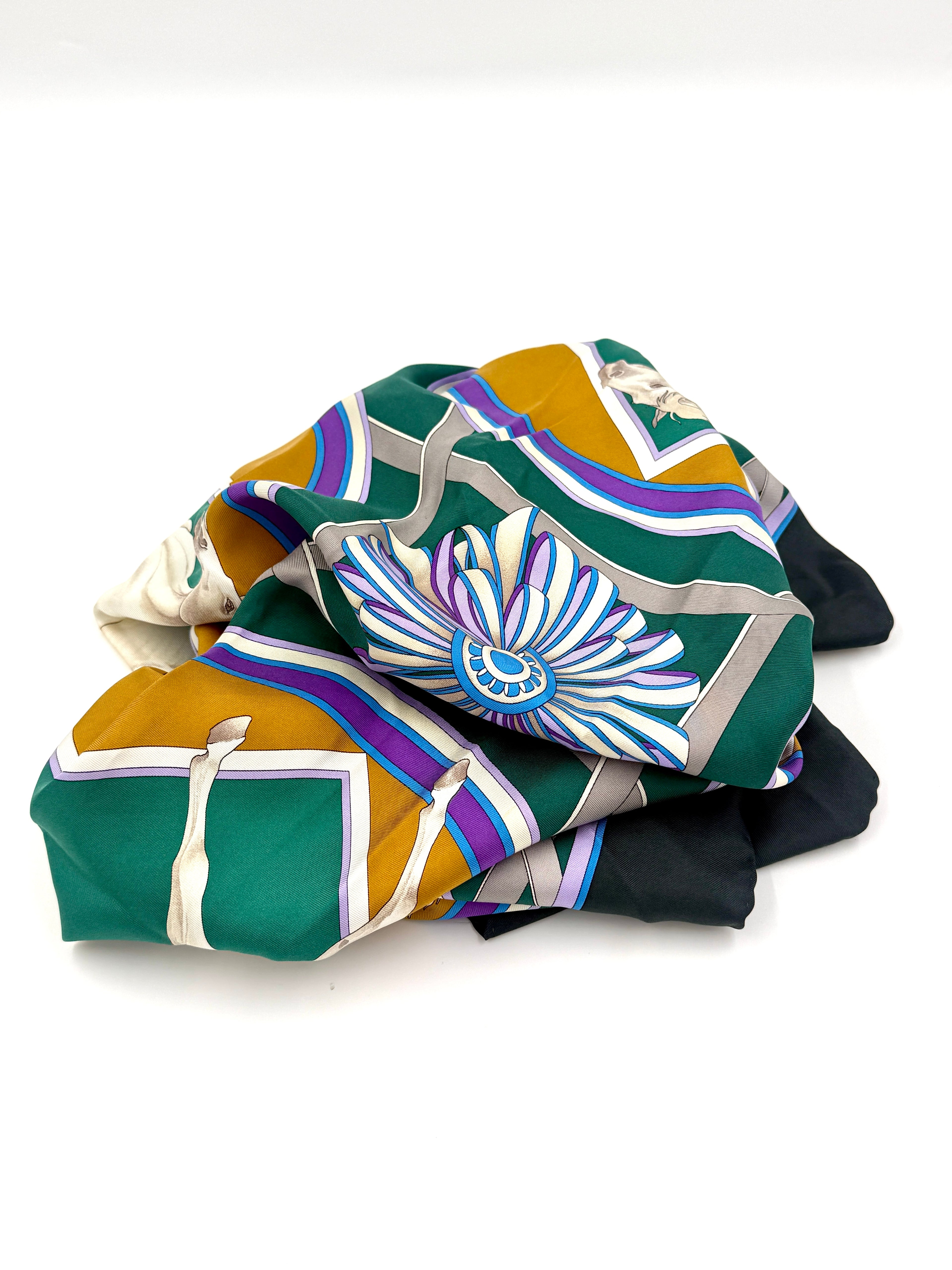 Pre-Owned Gucci Silk Scarf Equestrian Print White Stallions - Authenticated