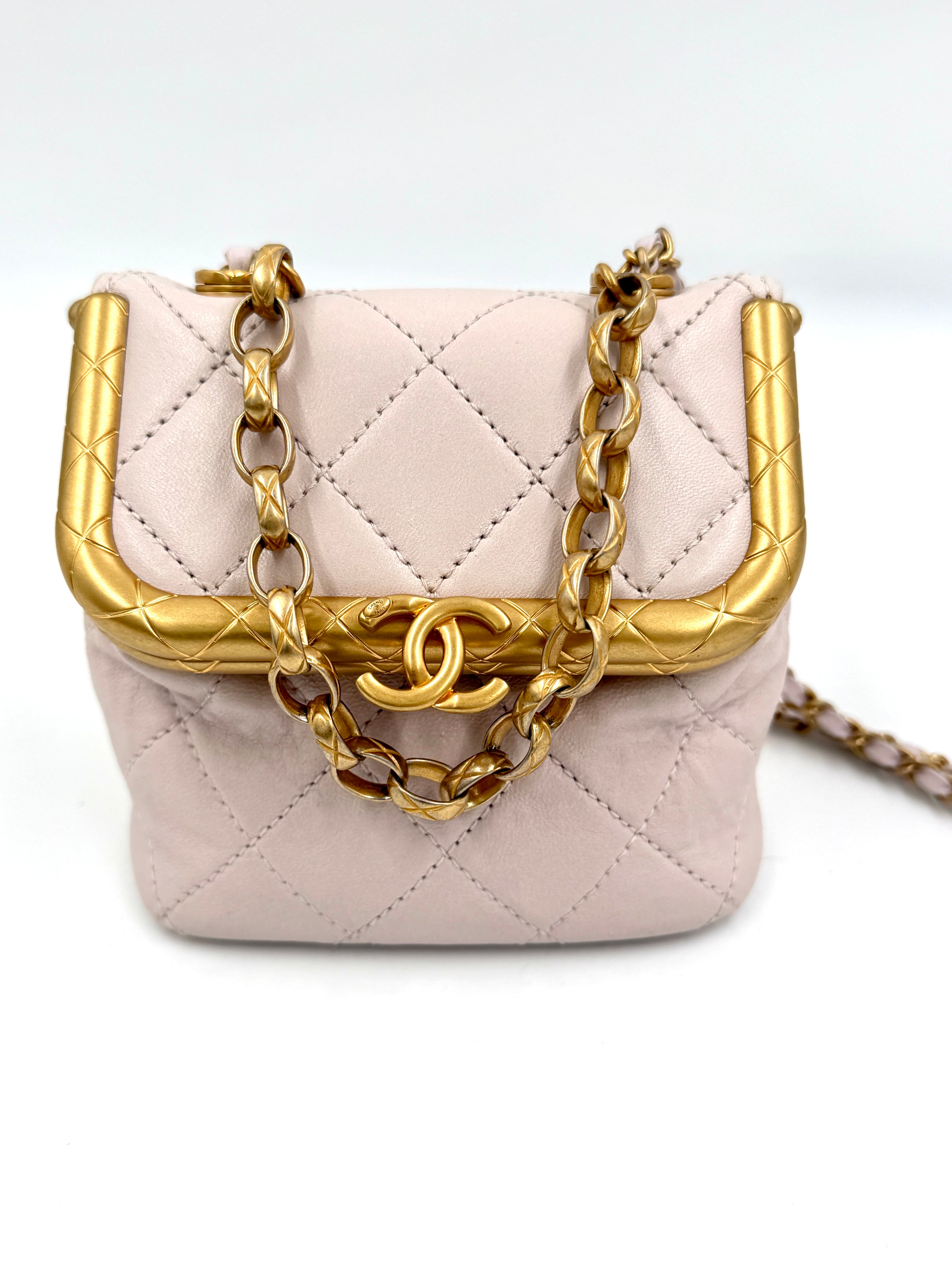 Pre-Owned Chanel "My Crush" Vanity Bag Lilac Gold Hardware - Authenticated