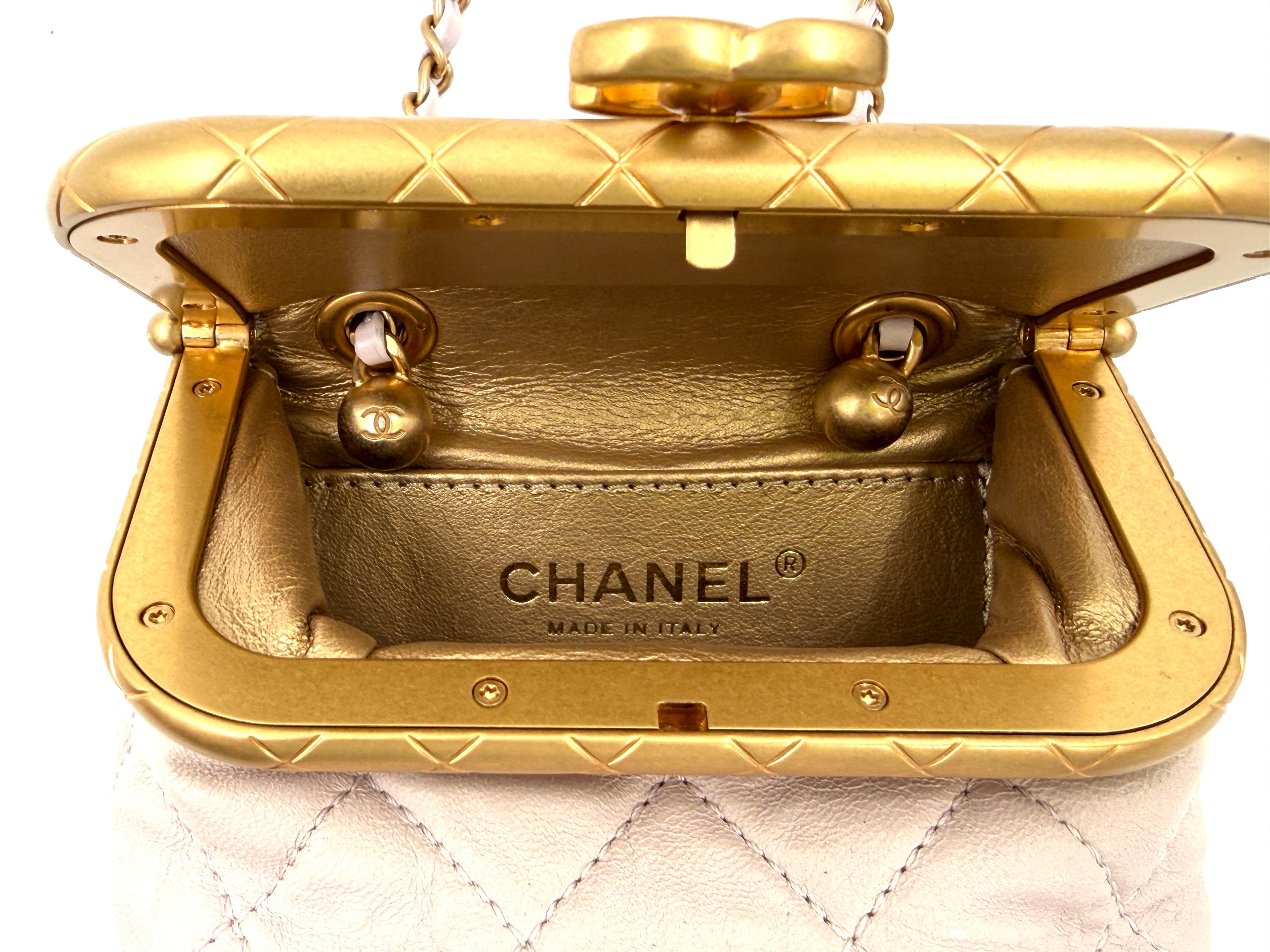 Pre-Owned Chanel "My Crush" Vanity Bag Lilac Gold Hardware - Authenticated