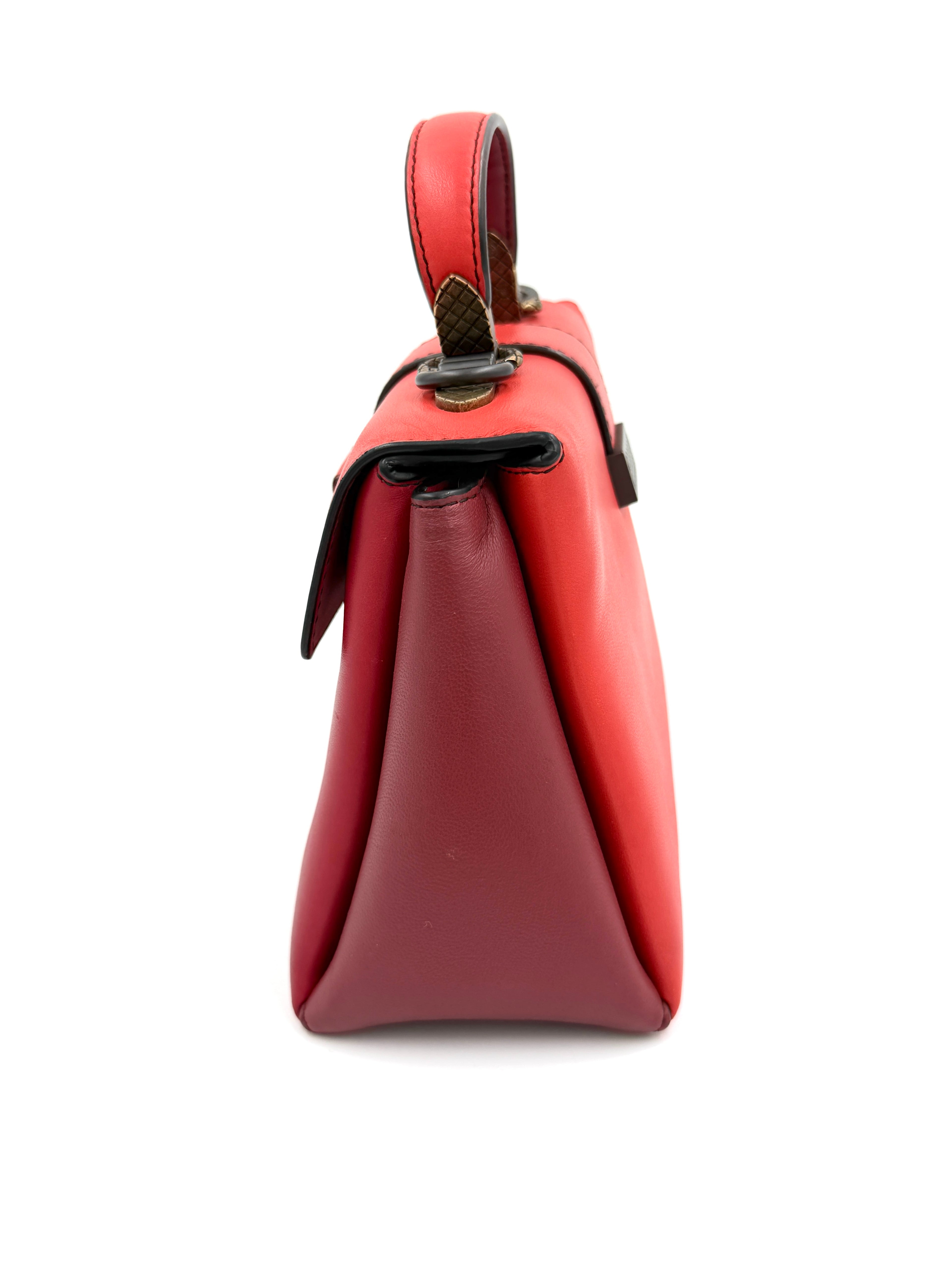 Pre-Owned Bottega Veneta Piazza Bicolor Leather Handbag - Authenticated