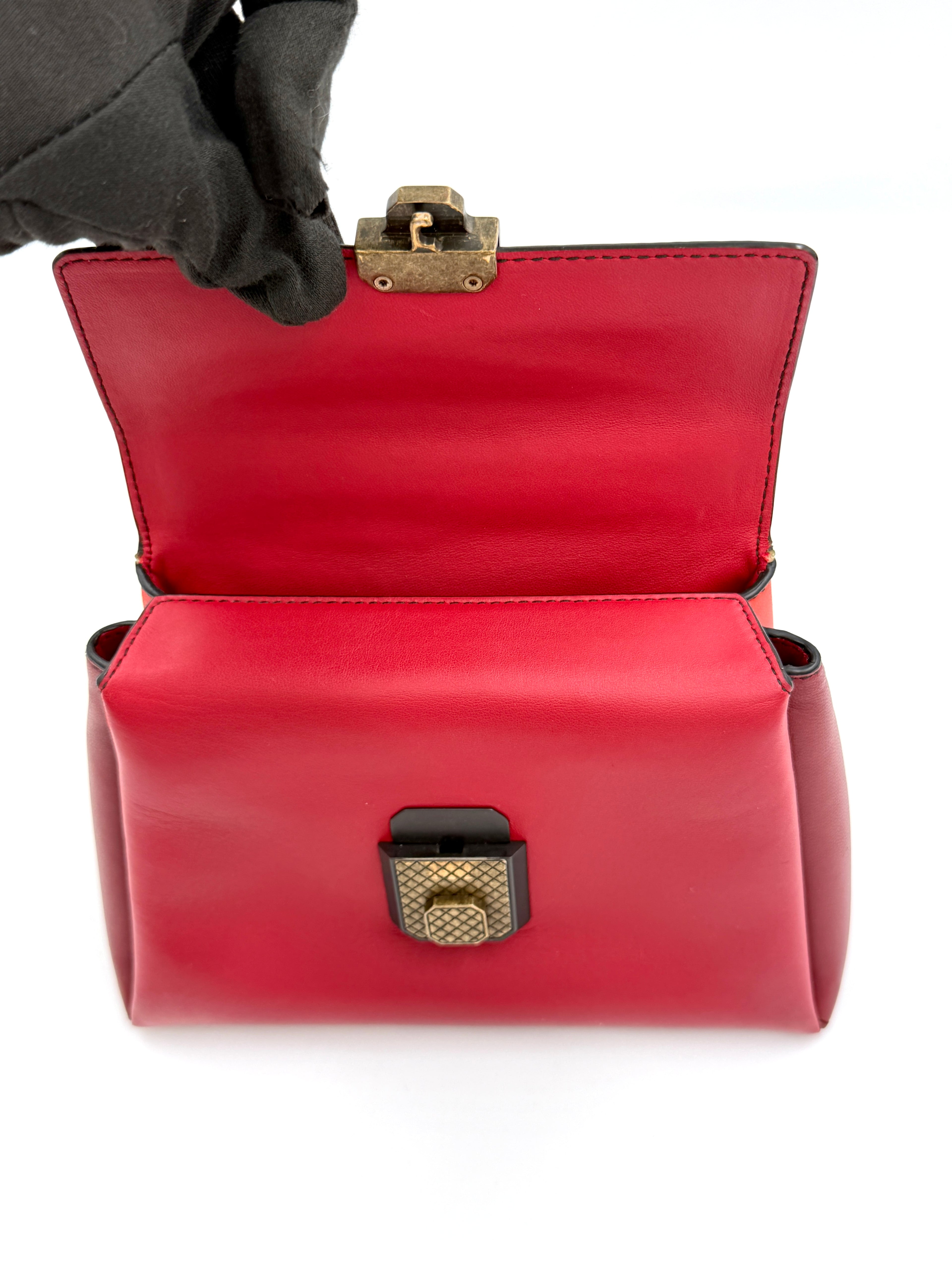 Pre-Owned Bottega Veneta Piazza Bicolor Leather Handbag - Authenticated
