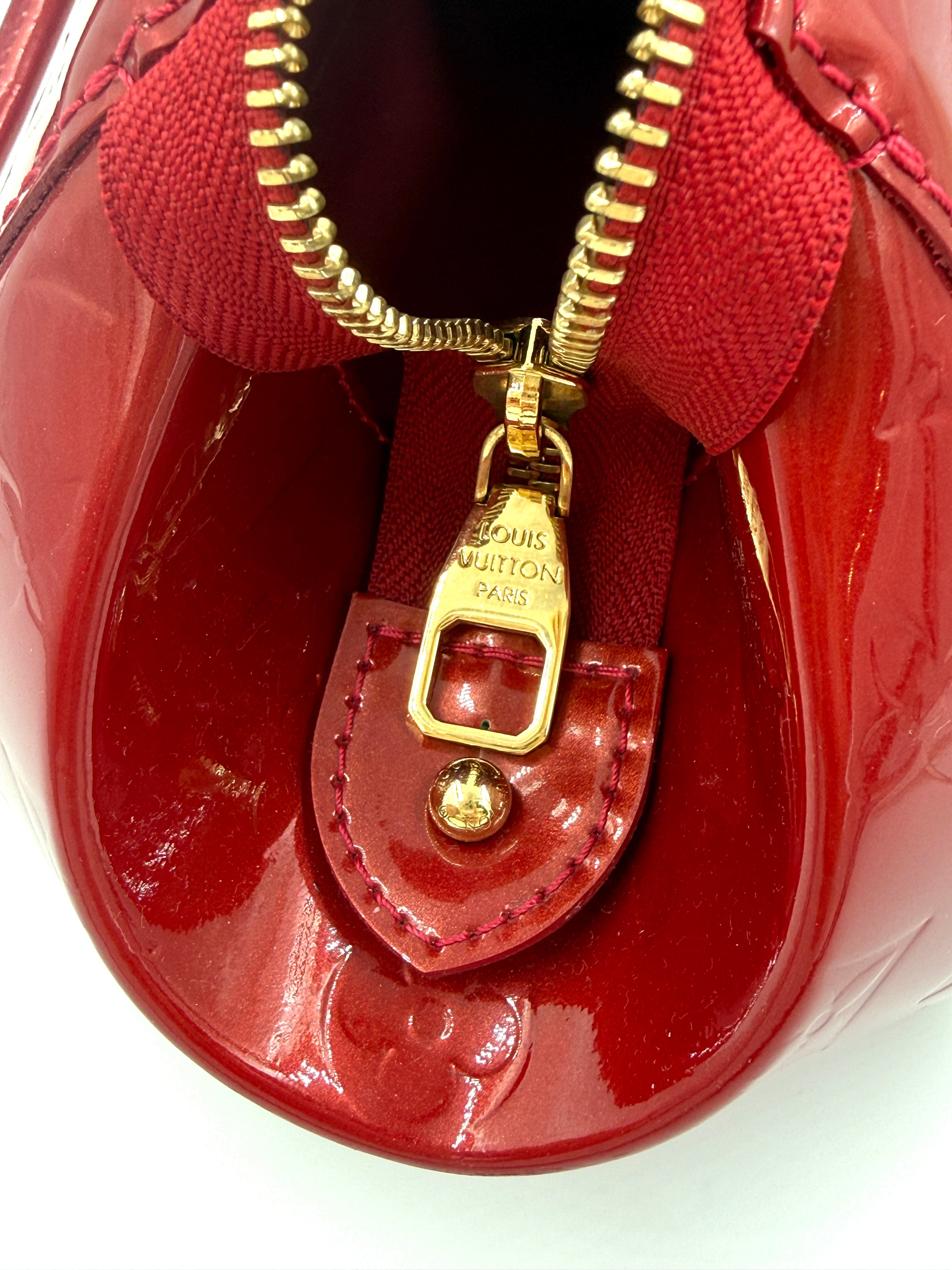Pre-Owned LOUIS VUITTON Vernis Sherwood PM Pomme D'Amour - Authenticated