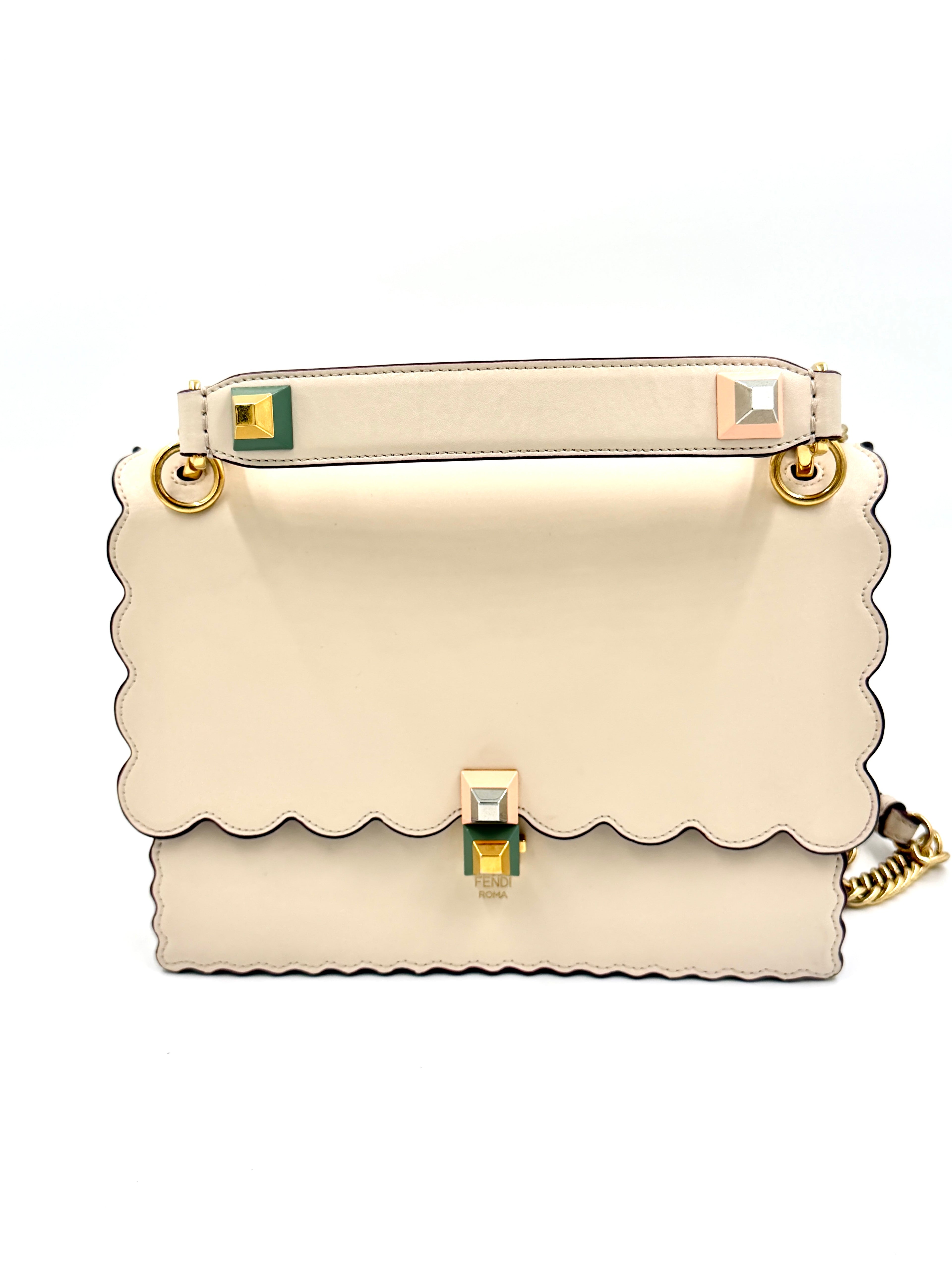 Pre-Owned Fendi Ivory Kan I Scalloped Leather Shoulder Bag - Authenticated