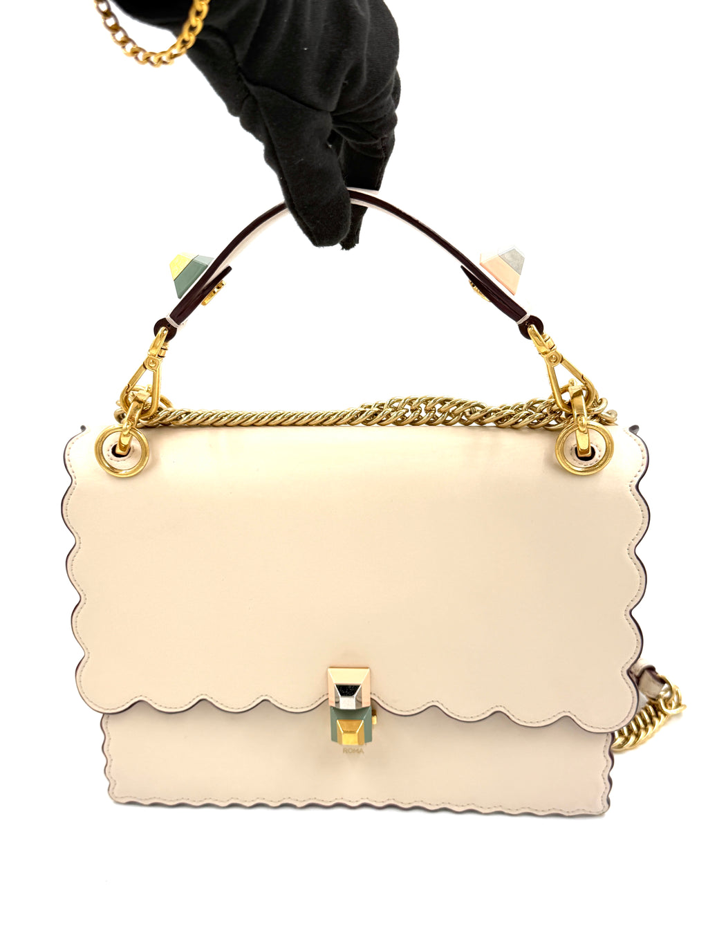 Pre-Owned Fendi Ivory Kan I Scalloped Leather Shoulder Bag - Authenticated