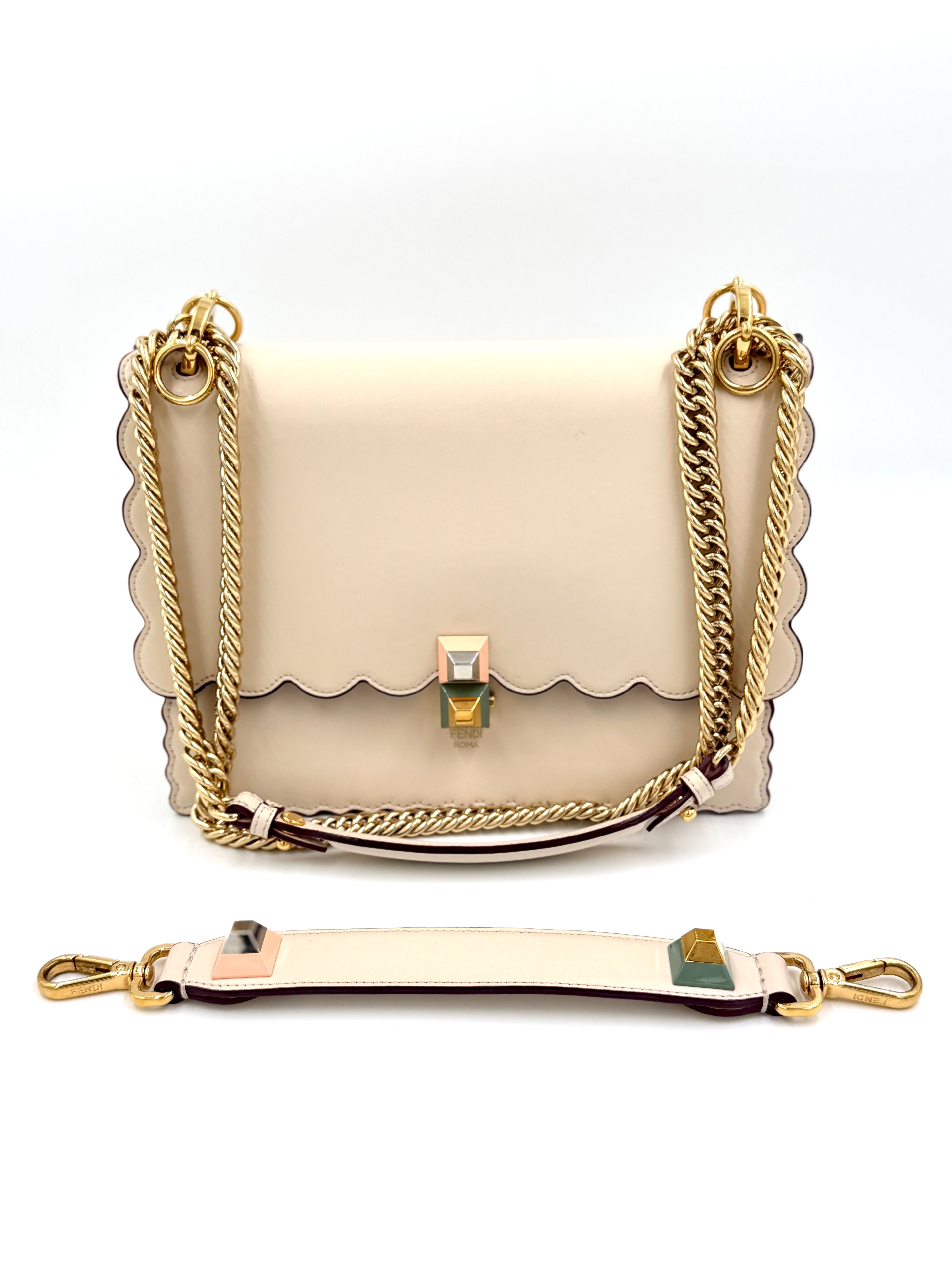 Pre-Owned Fendi Ivory Kan I Scalloped Leather Shoulder Bag - Authenticated