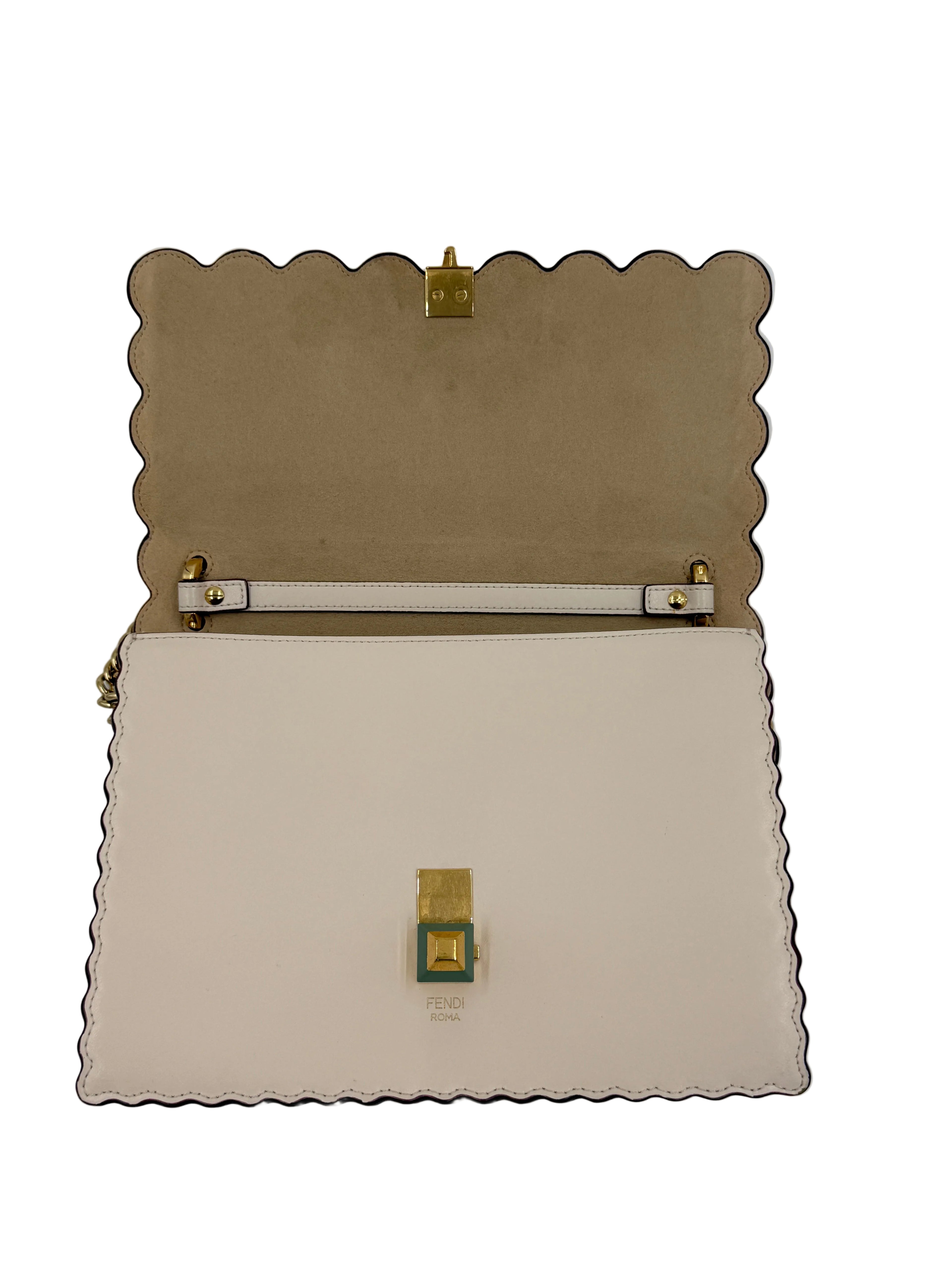 Pre-Owned Fendi Ivory Kan I Scalloped Leather Shoulder Bag - Authenticated