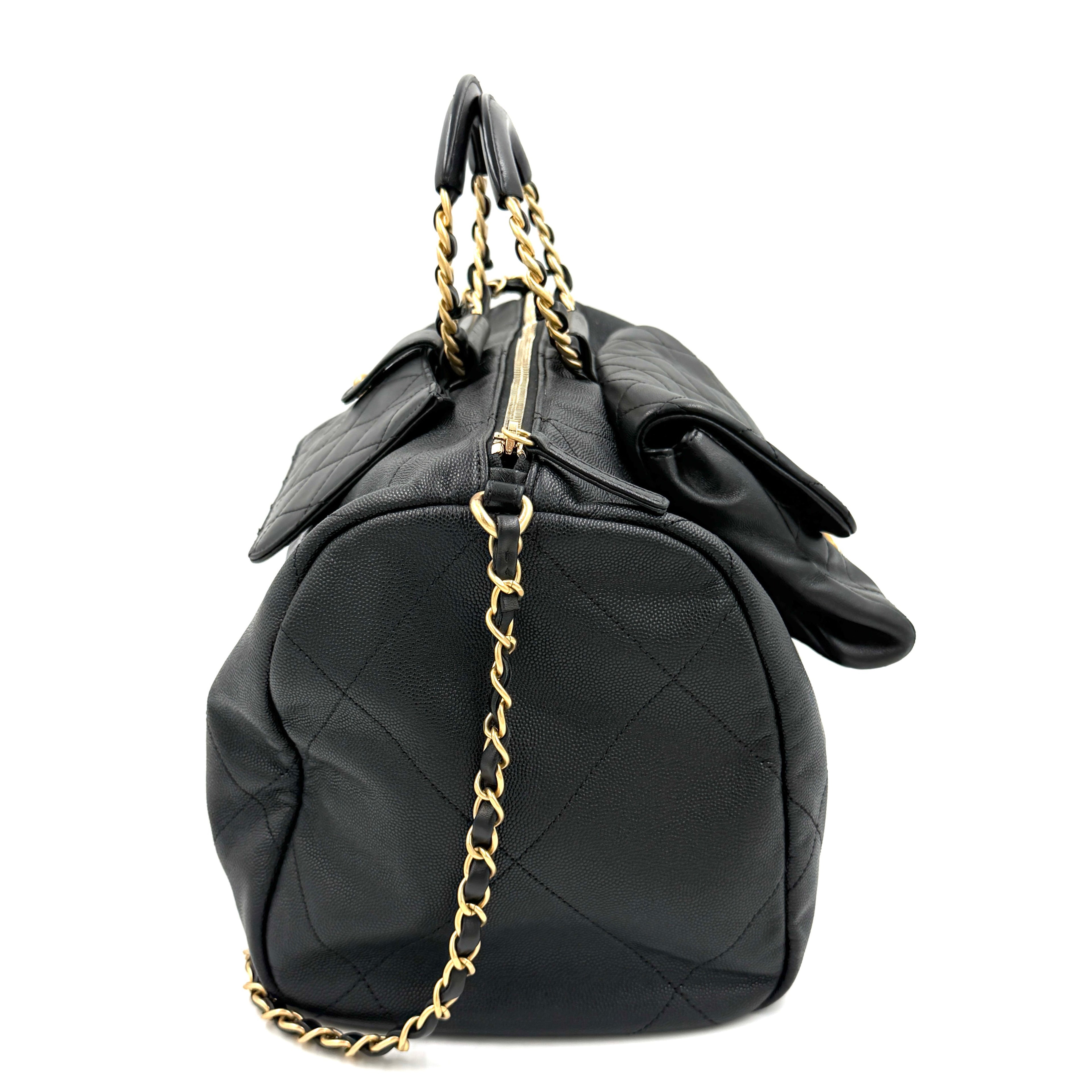 Pre-Owned Chanel Black In The Loop Bowling Bag Caviar and Lambskin Leather - Authenticated