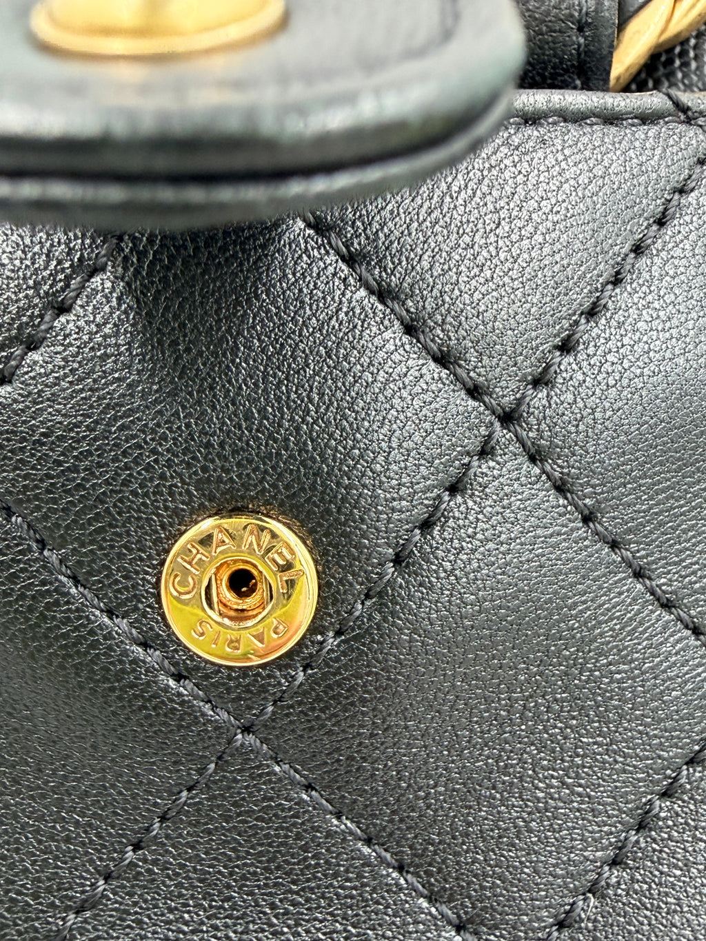 Pre-Owned Chanel Black In The Loop Bowling Bag Caviar and Lambskin Leather - Authenticated