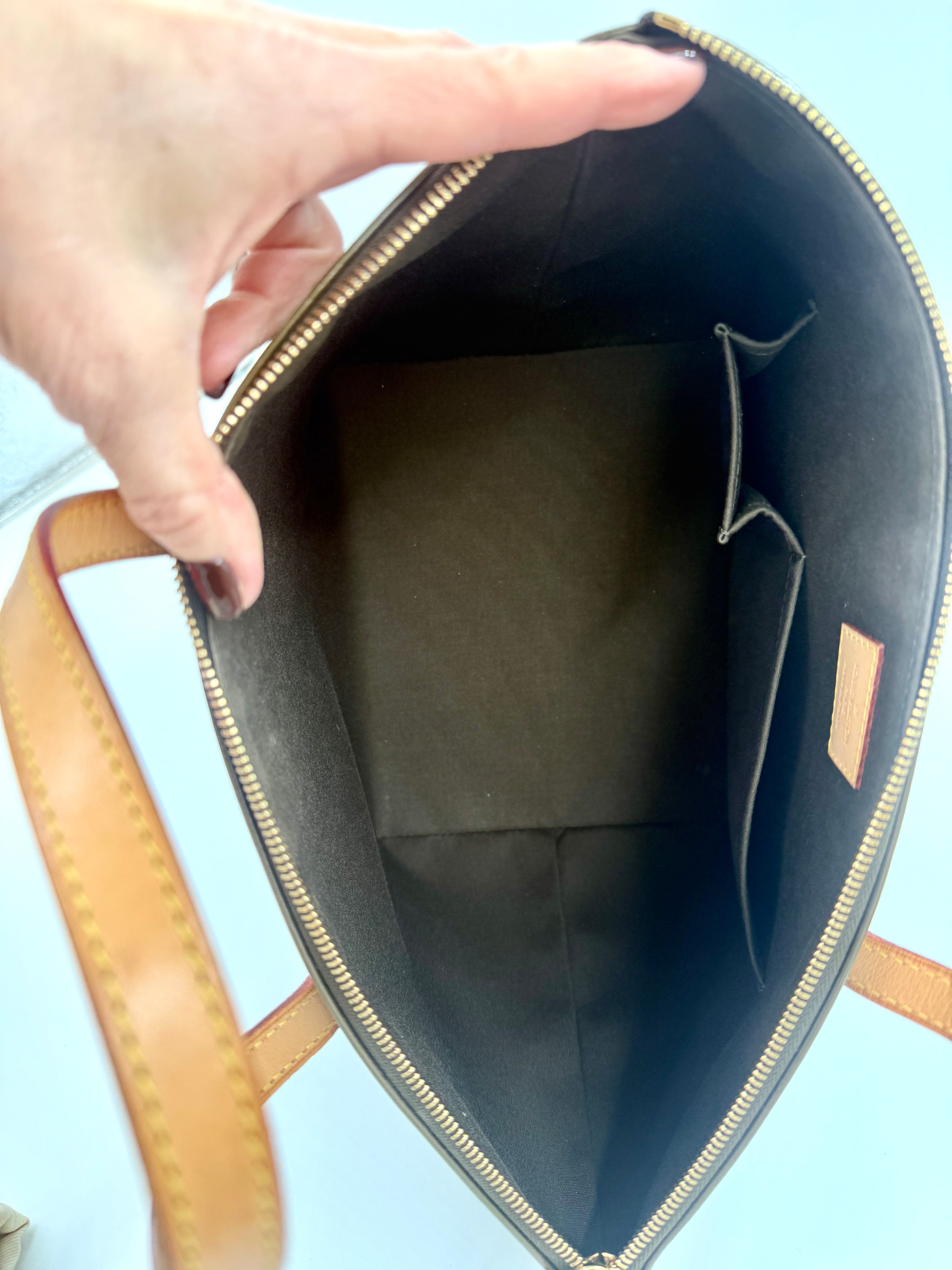 Pre-Owned Louis Vuitton Bellevue Vernis Patent Leather Monogram Bag Olive - Authenticated