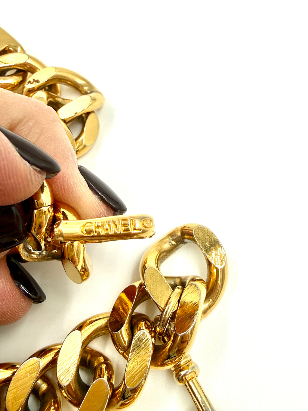 Pre-Owned CHANEL Rue Cambon Medallion Gold Chain Belt - Authenticated