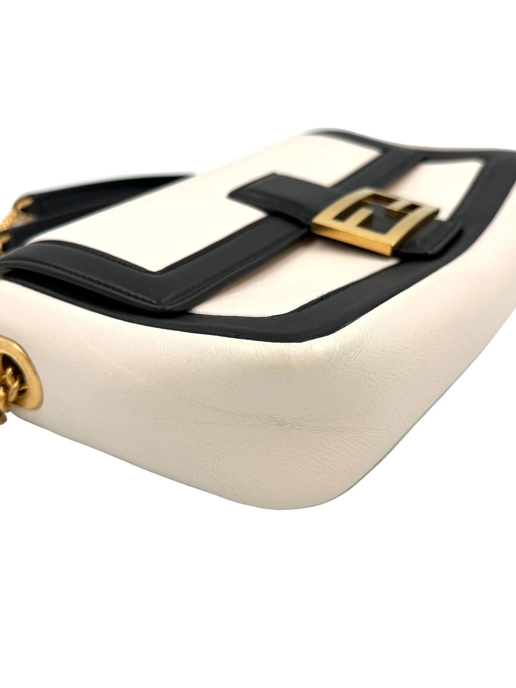 Pre-Owned Fendi Bicolor Leather Chain Midi Baguette - Authenticated