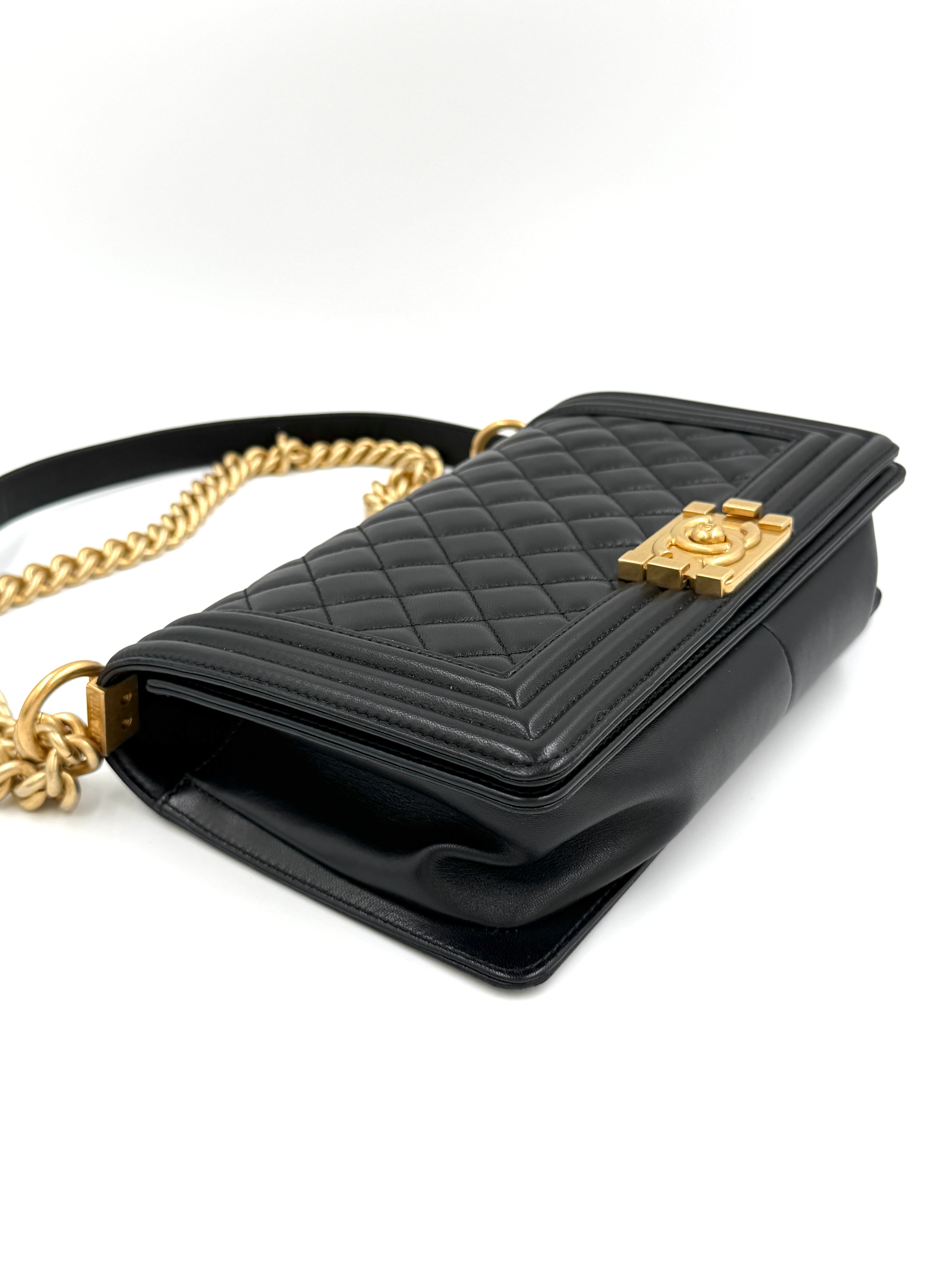 Pre-Owned Chanel Black Lambskin Old Medium Boy Bag Gold Hardware - Authenticated