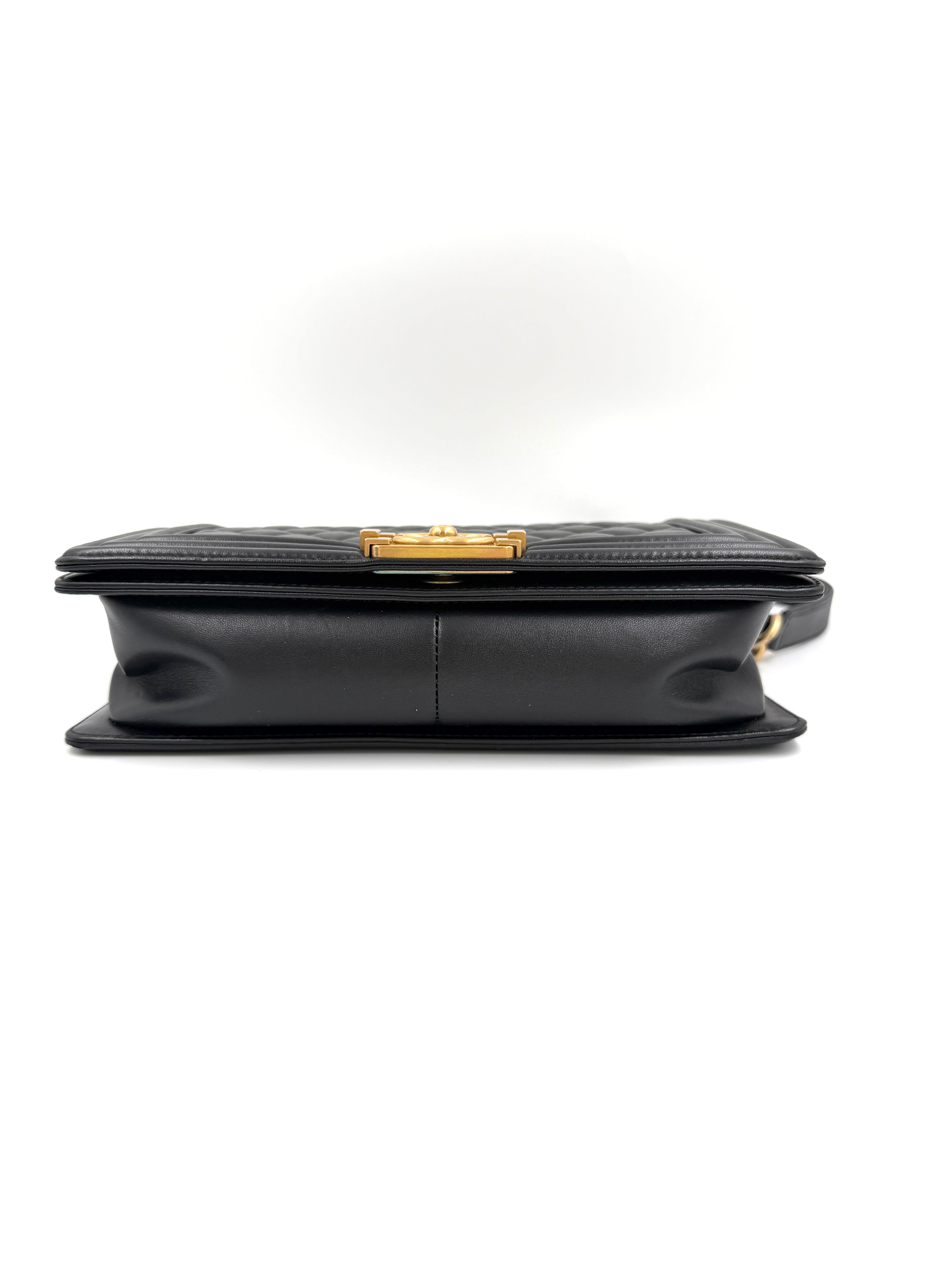 Pre-Owned Chanel Black Lambskin Old Medium Boy Bag Gold Hardware - Authenticated