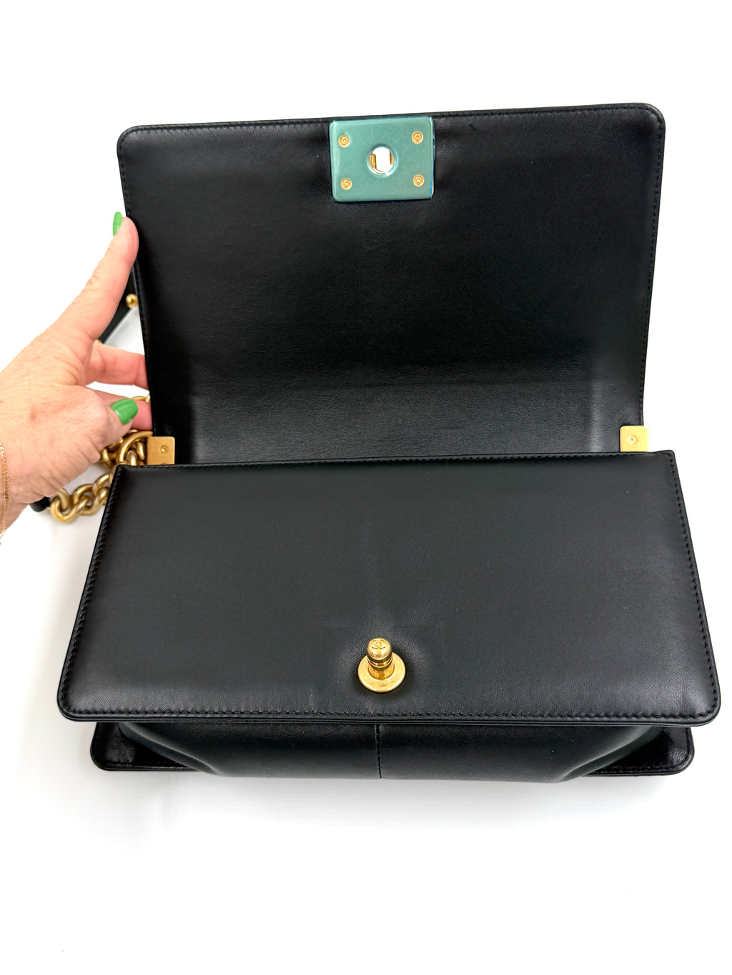 Pre-Owned Chanel Black Lambskin Old Medium Boy Bag Gold Hardware - Authenticated