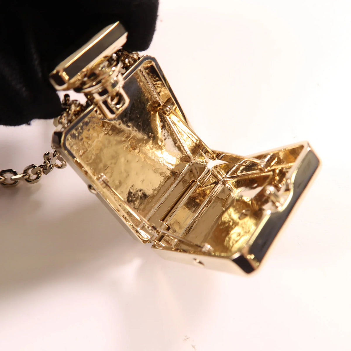 Pre-Owned Chanel  Faux Pearl CC Perfume Bottle Locket Long Pendant Necklace - Authenticated