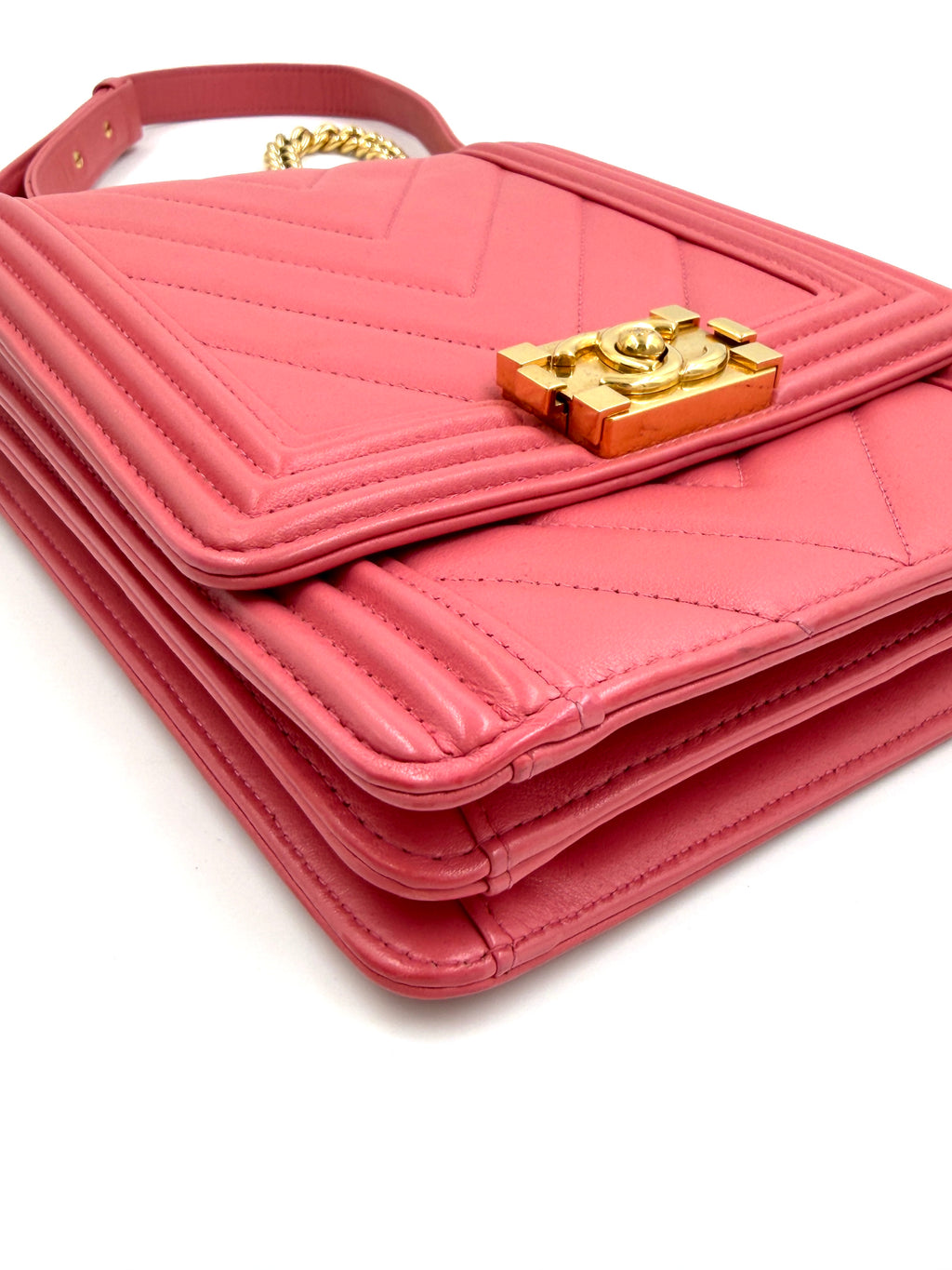 Pre-owned Chanel Pink Chevron Quilted Lambskin North/South Boy Bag - Authenticated