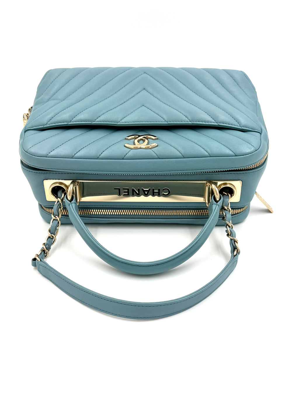 Pre-owned Chanel Trendy CC Bowling Bag Blue Chevron Quilted Lambskin - Authenticated
