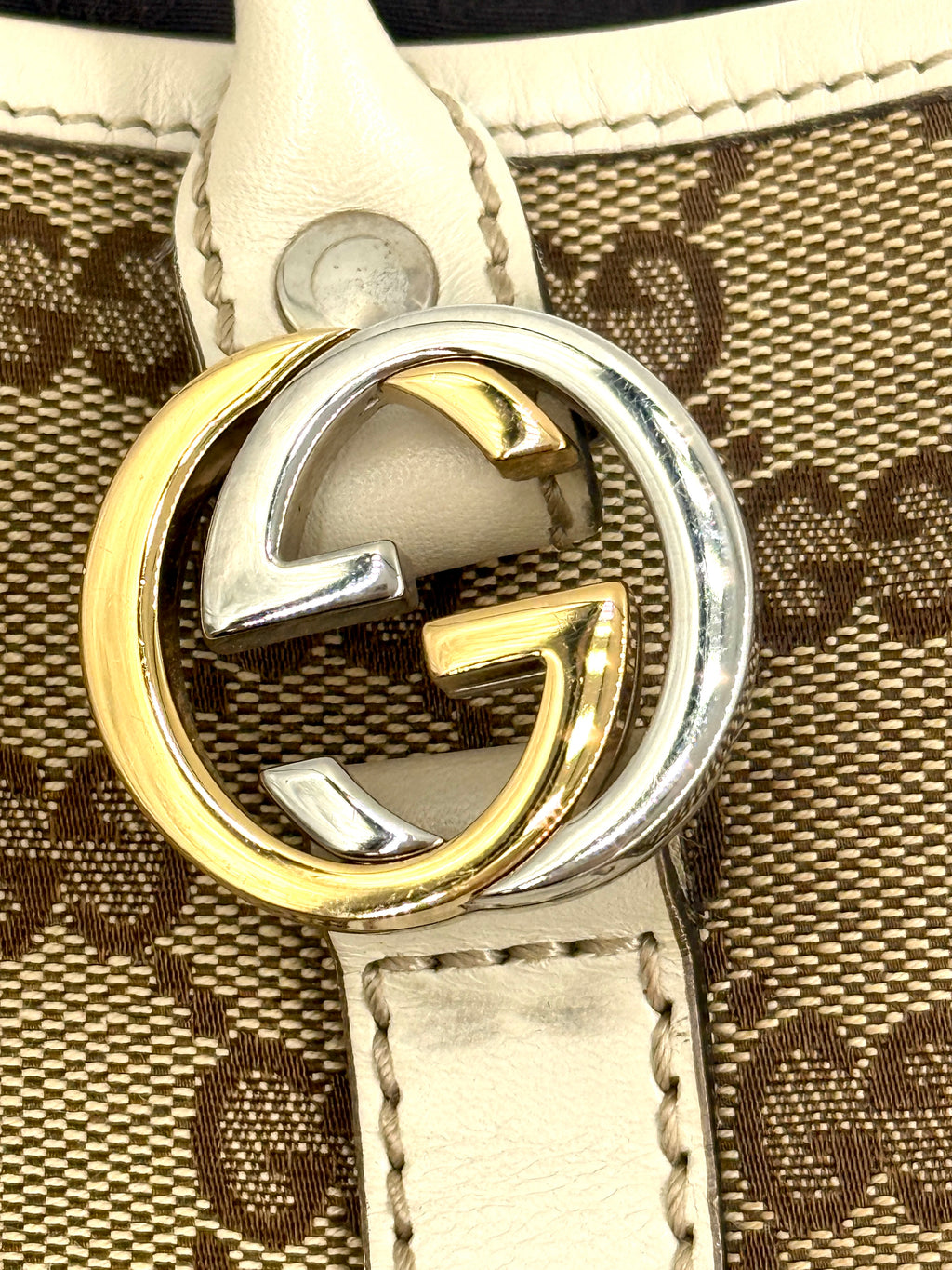 Pre-Owned Gucci GG Canvas Twins Tote White Leather Trim Gold-tone and Silver-tone Interlocking G Logos - Authenticated