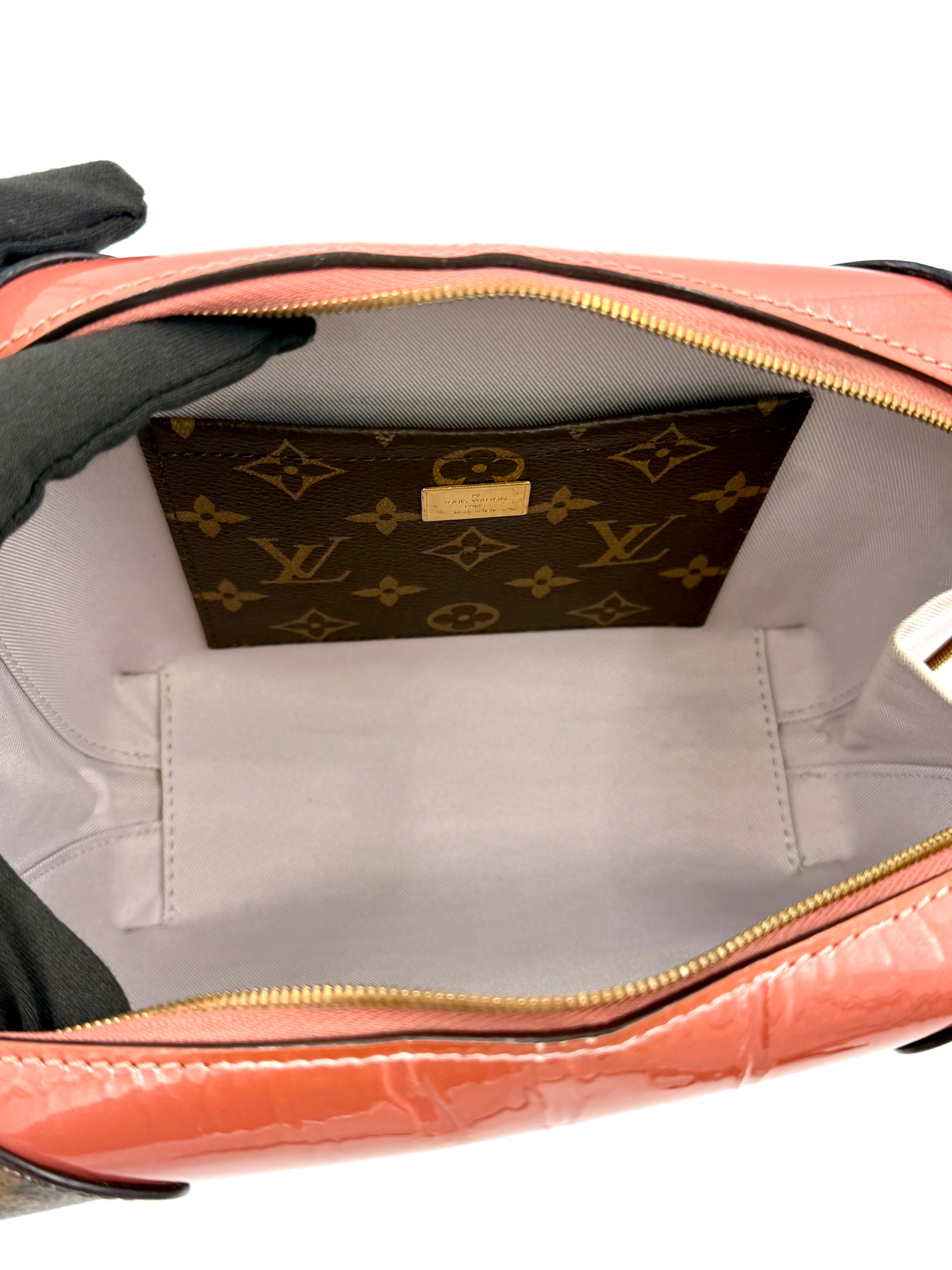 Pre-owned Louis Vuitton Venice Crossbody Bag Vieux Rose Vernis Miroir - Authenticated