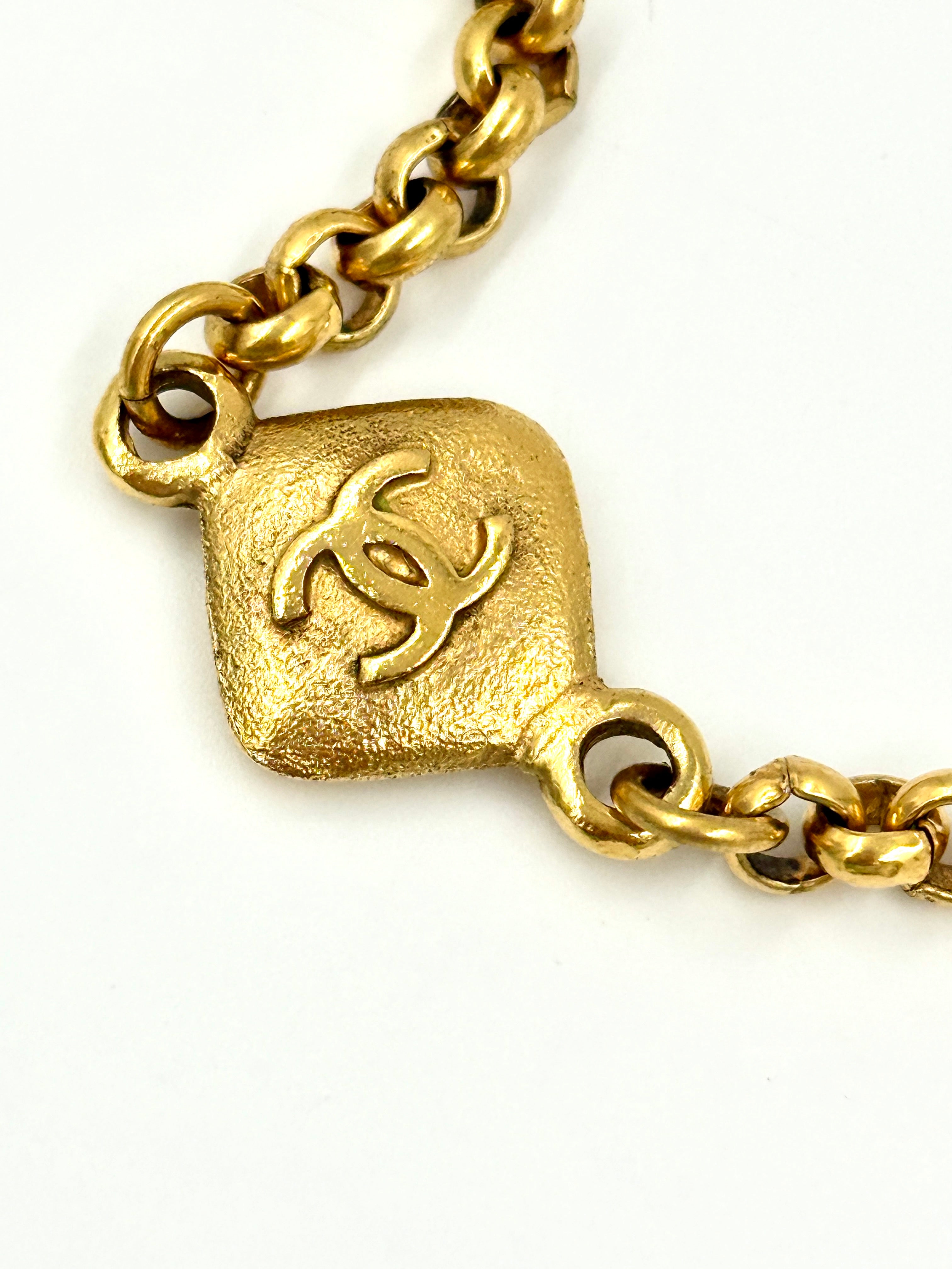 Pre-Owned CHANEL Vintage CC Logos Rhombus Charm Long Necklace 34" - Authenticated